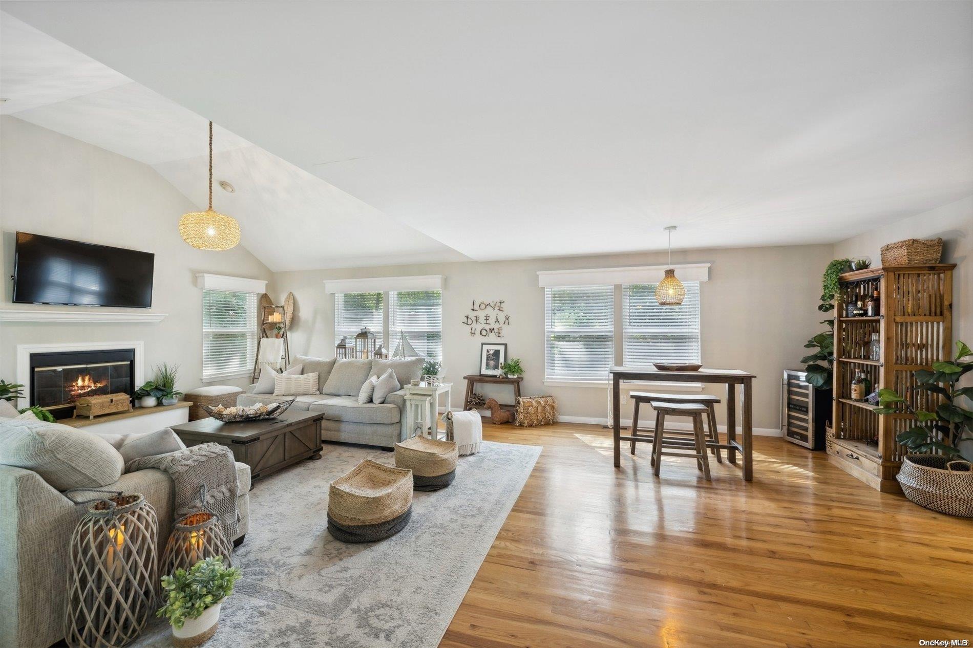 #8 photo, 45 Fox Hunt Lane, サフォーク郡 Amagansett , NY 11930