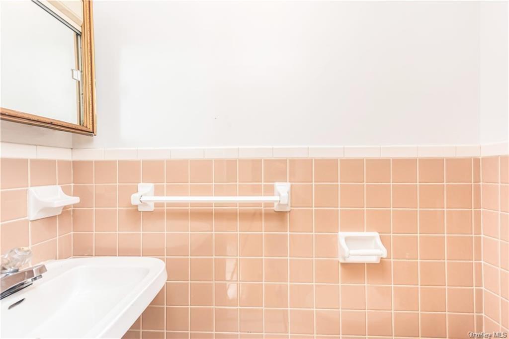 #14 photo, 204 W 260th Street, ブロンクス区 Bronx , NY 10471