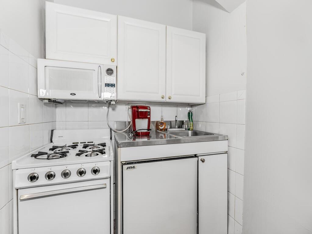 #13 photo, 113 E 39th Street, マンハッタン New York (Manhattan) , NY 10016