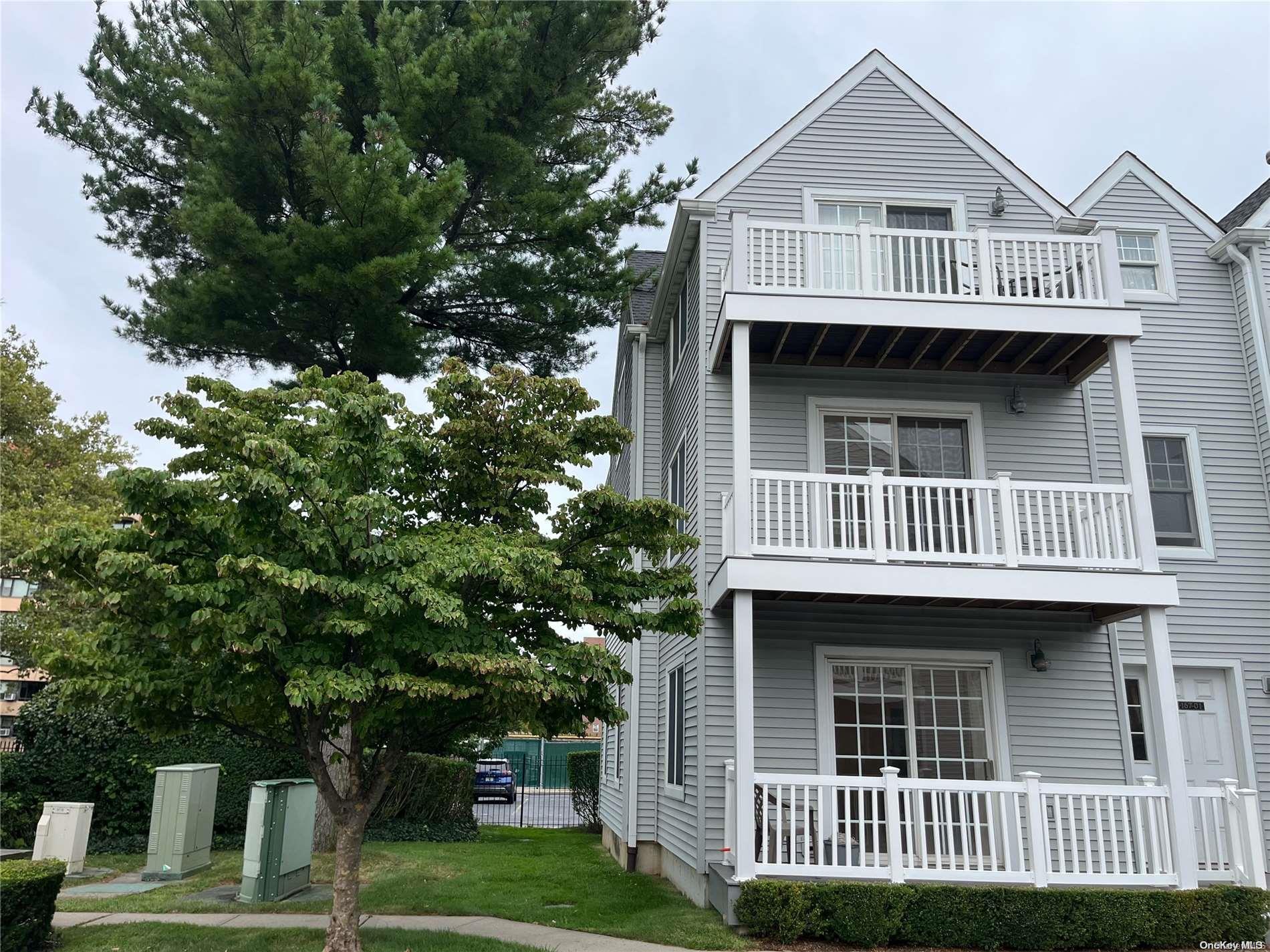 #1 photo, 167-01 Powells Cove Boulevard, كوينز Whitestone , NY 11357