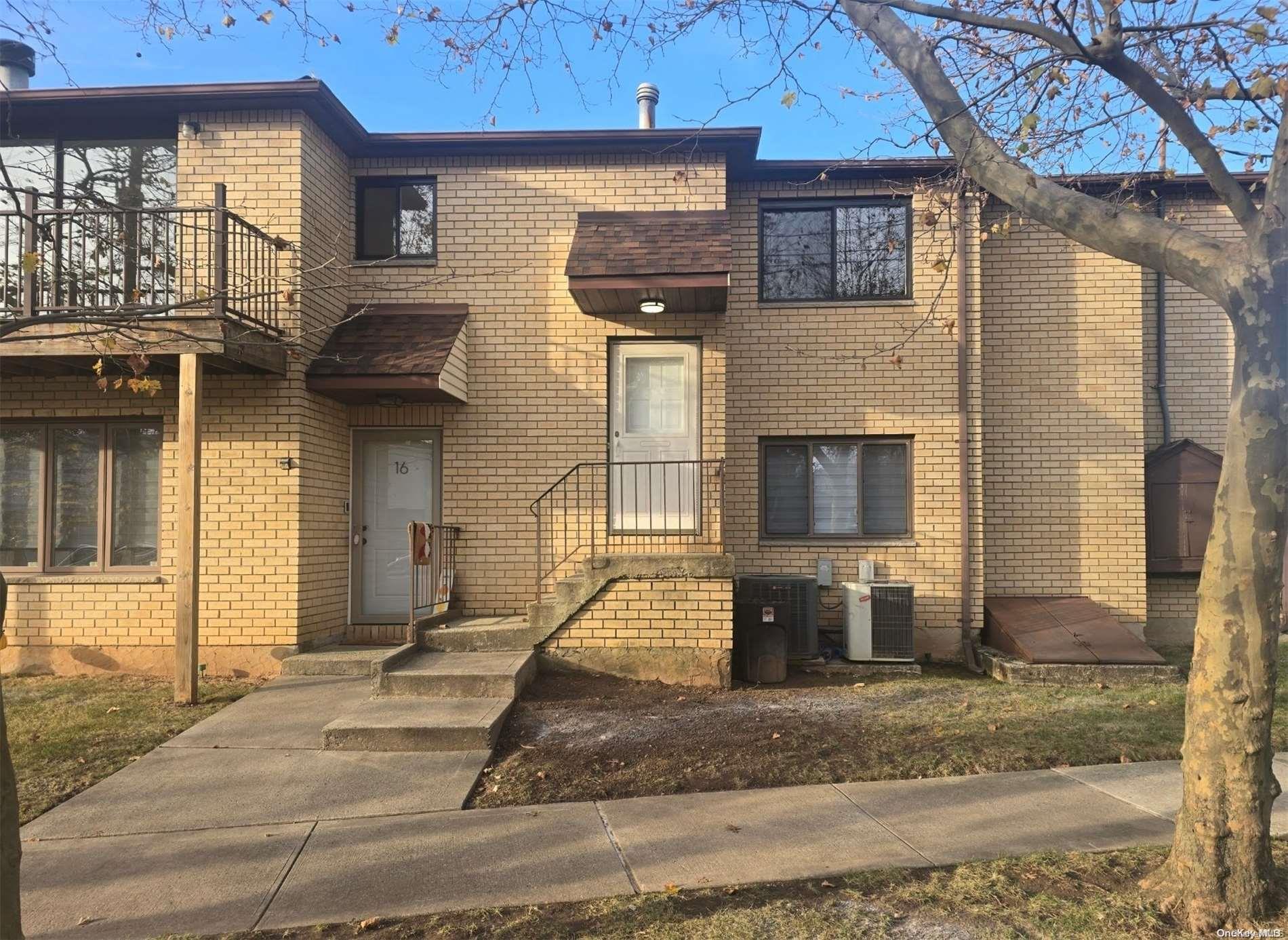#1 photo, 16 Abingdon Avenue, Staten Island , NY 10308