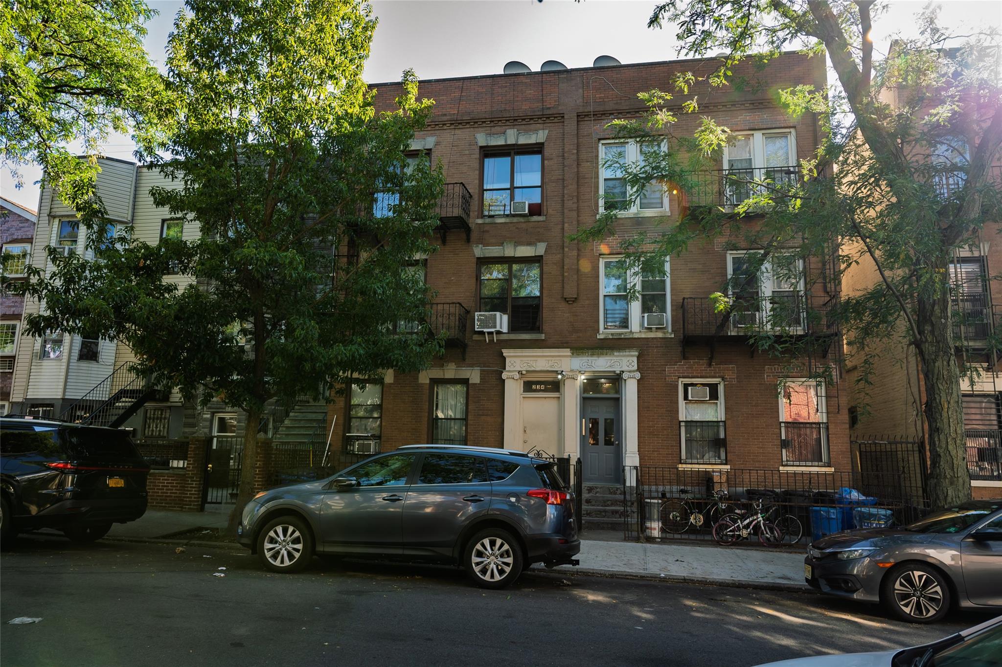 #6 photo, 234 54th Street, ブルックリン区 Brooklyn , NY 11220