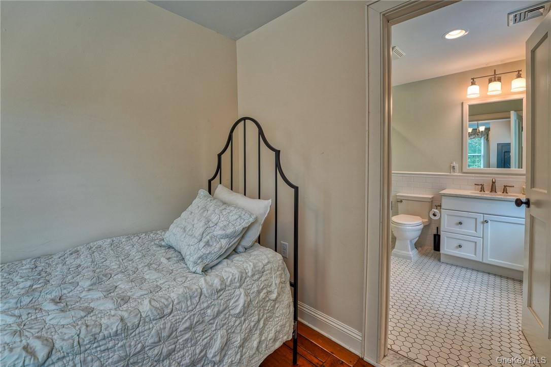 #19 photo, 103 Carney Road, Ulster Park , NY 12487