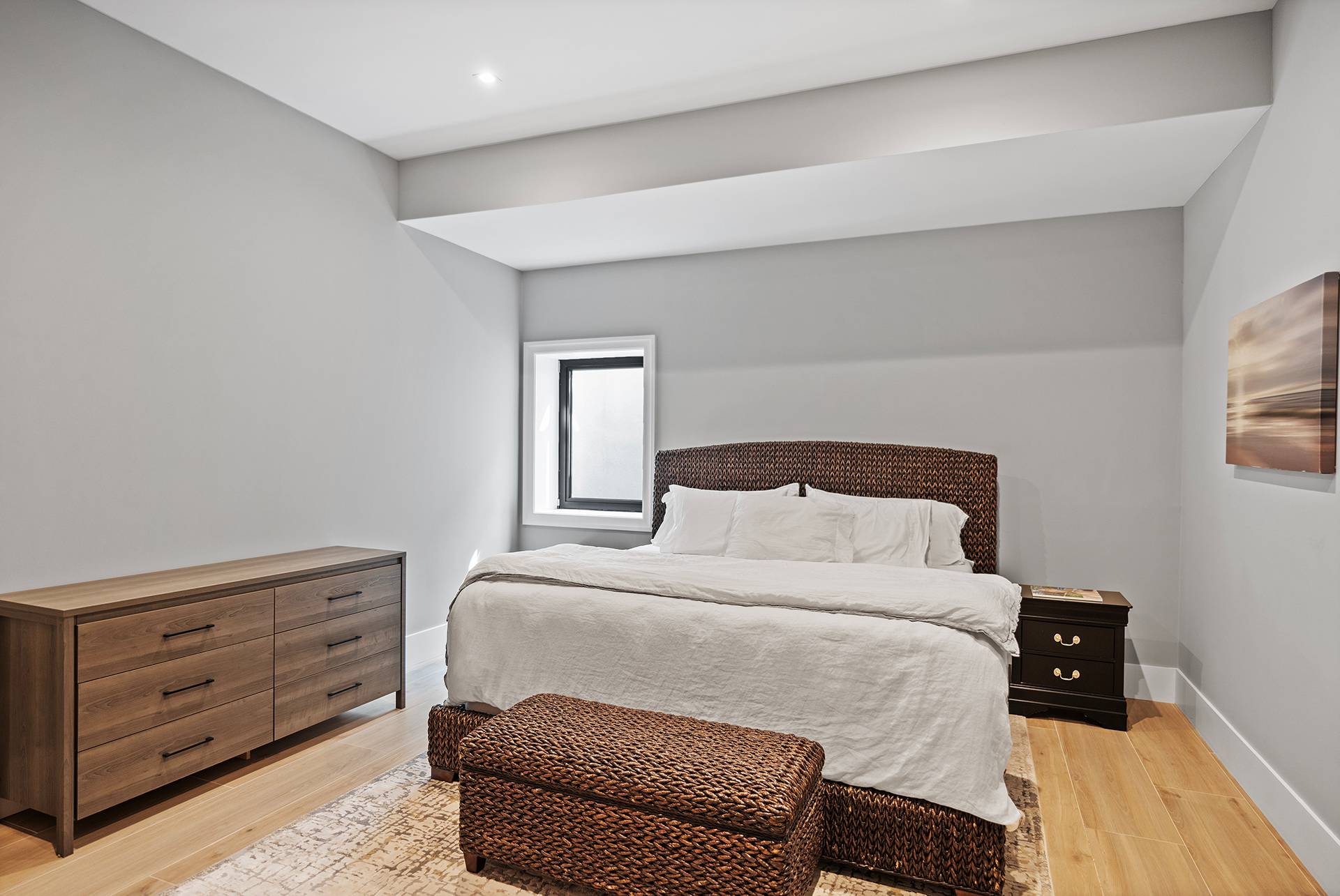 #26 photo, 276 N Main Street, サフォーク郡 Southampton , NY 11968