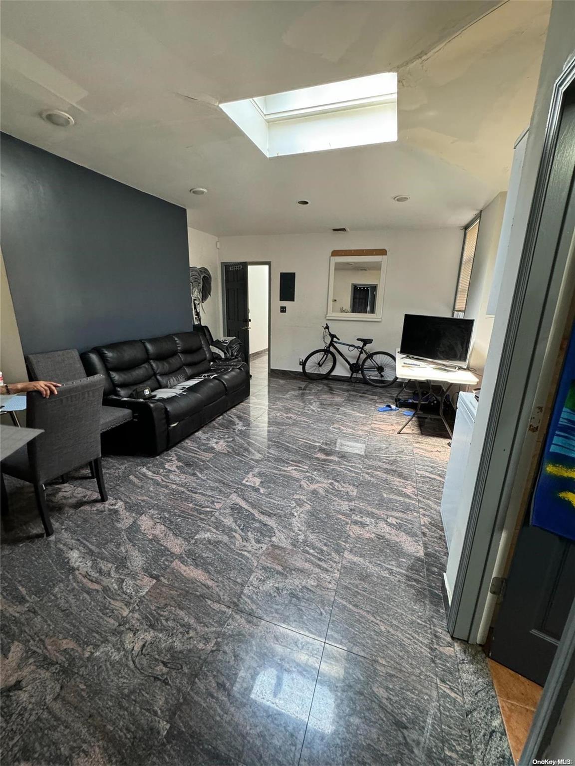 #17 photo, 132-04 Jamaica Avenue, Richmond Hill , NY 11418