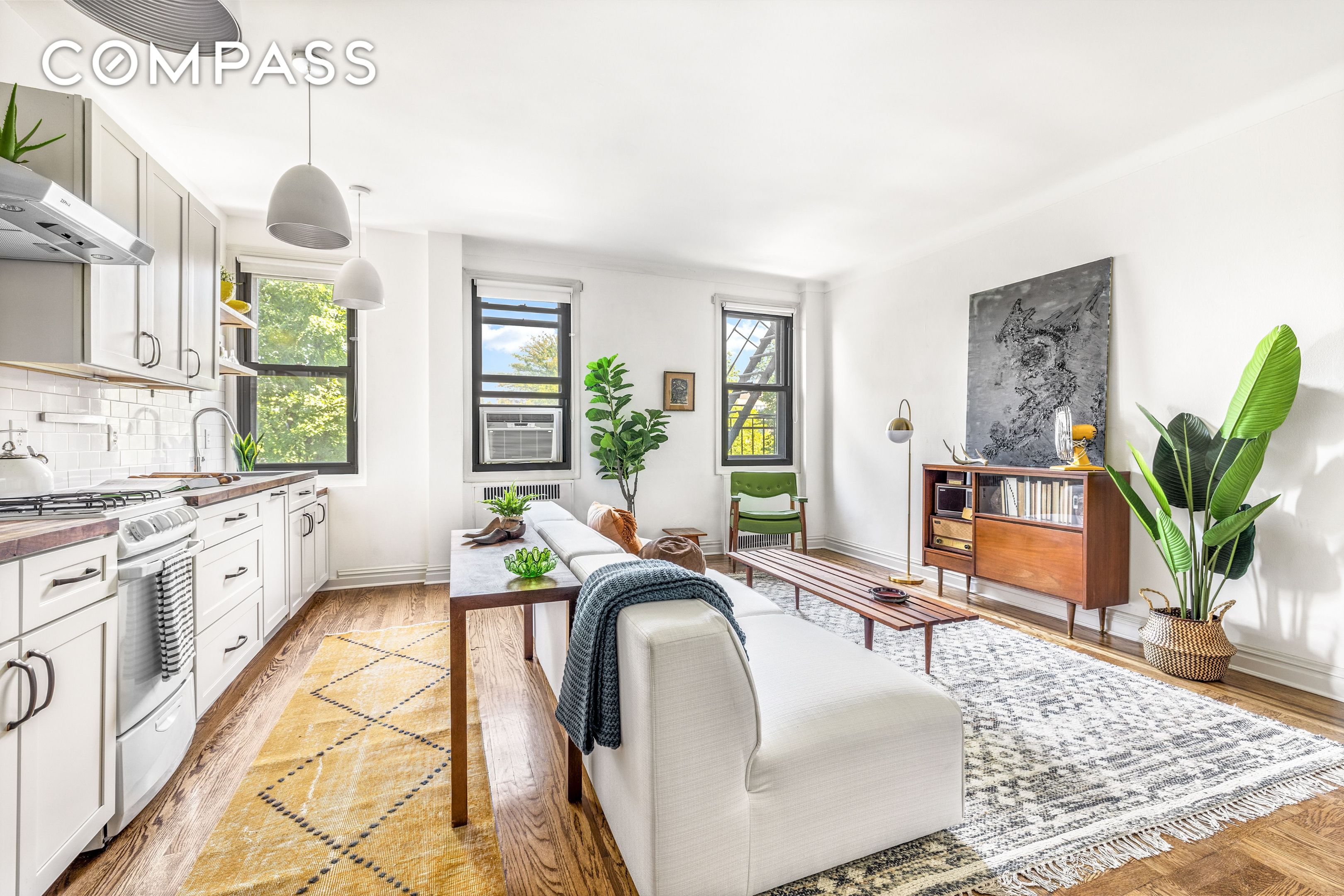 #1 photo, 192 E 8th Street, Бруклин ‖ Kensington , NY 11218