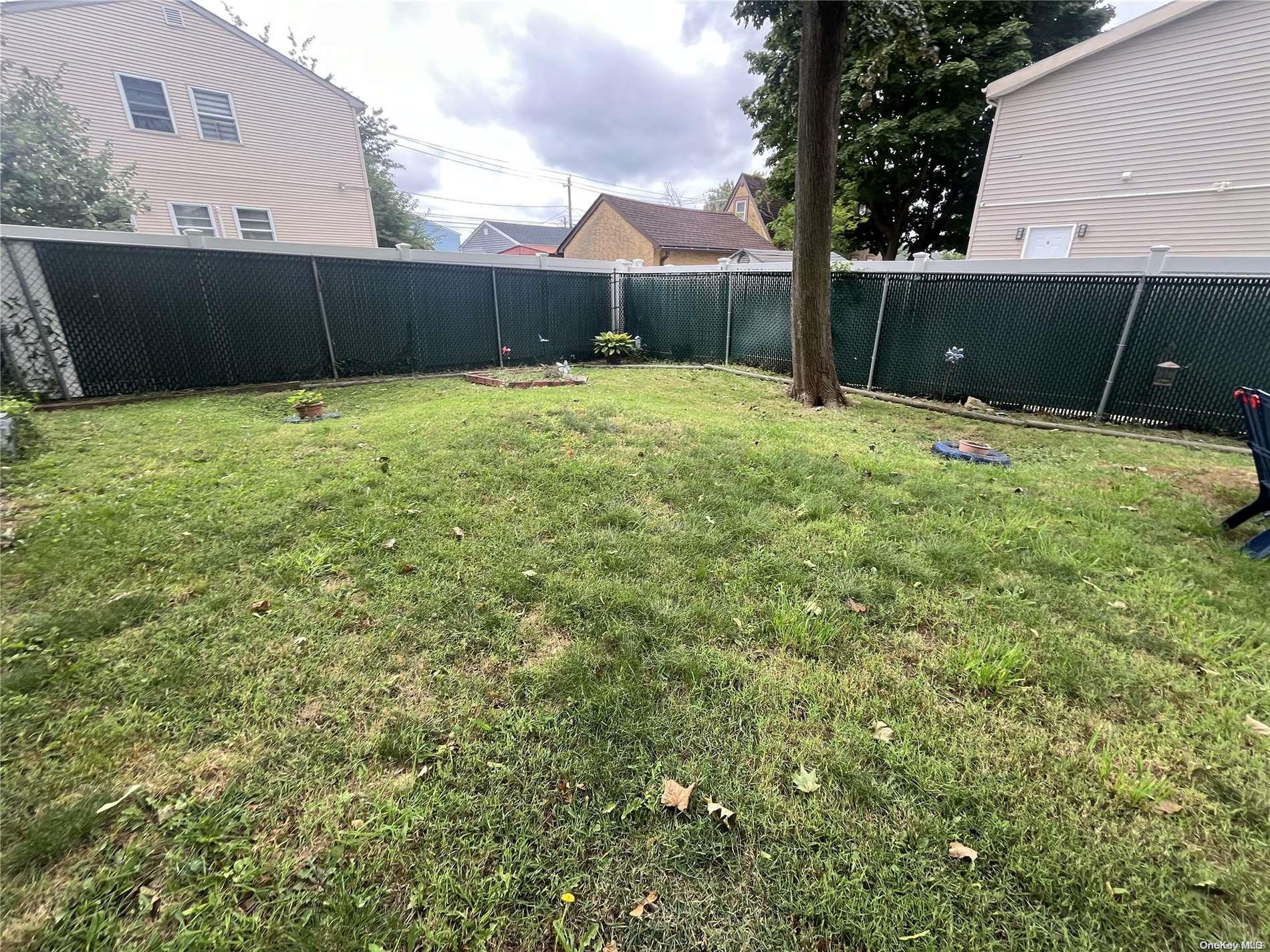 #9 photo, 140 Amherst Street, Hempstead , NY 11550