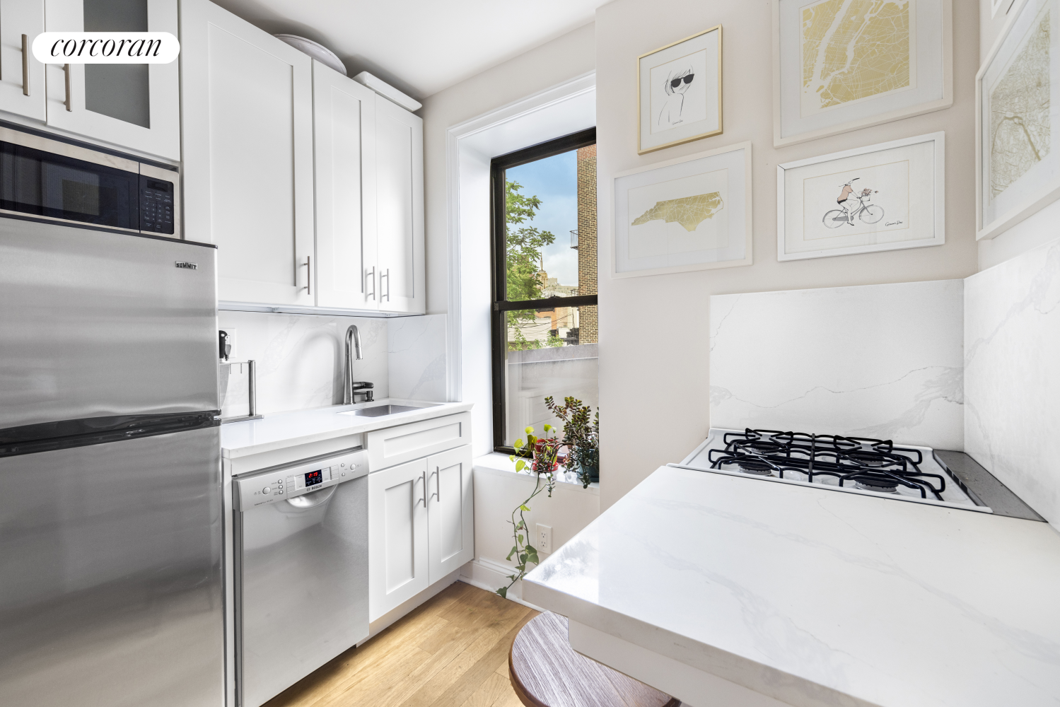 #3 photo, 227 W 11TH Street, マンハッタン West Village , NY 10014