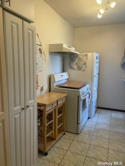 #6 photo, 204-15 Foothill Avenue, Hollis , NY 11423