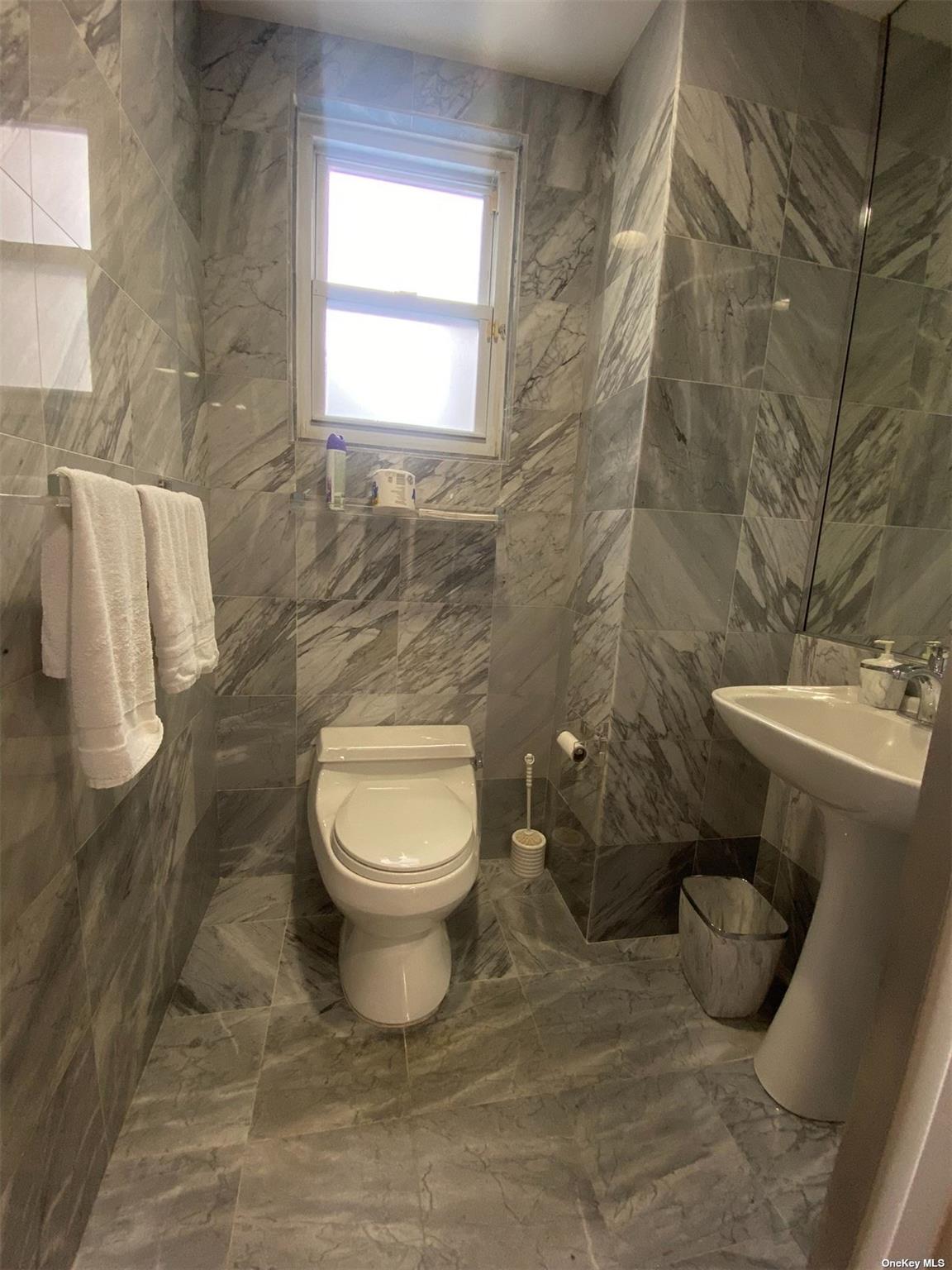 #8 photo, 490 Main Street, サフォーク郡 Northport , NY 11768