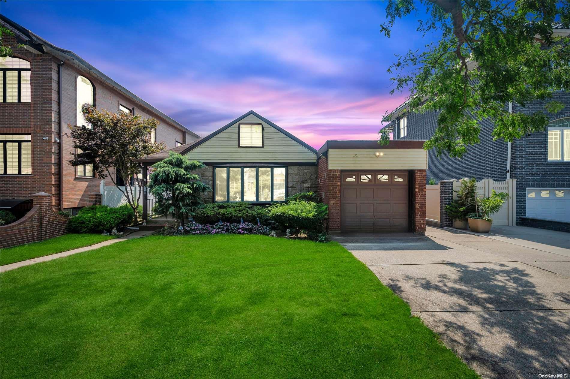 #1 photo, 172-14 67th Avenue, كوينز Fresh Meadows , NY 11365