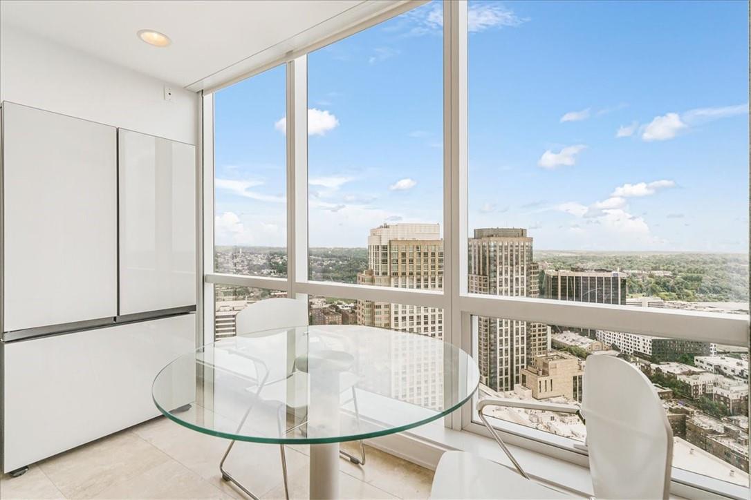 #19 photo, 1 Renaissance Square, White Plains , NY 10601