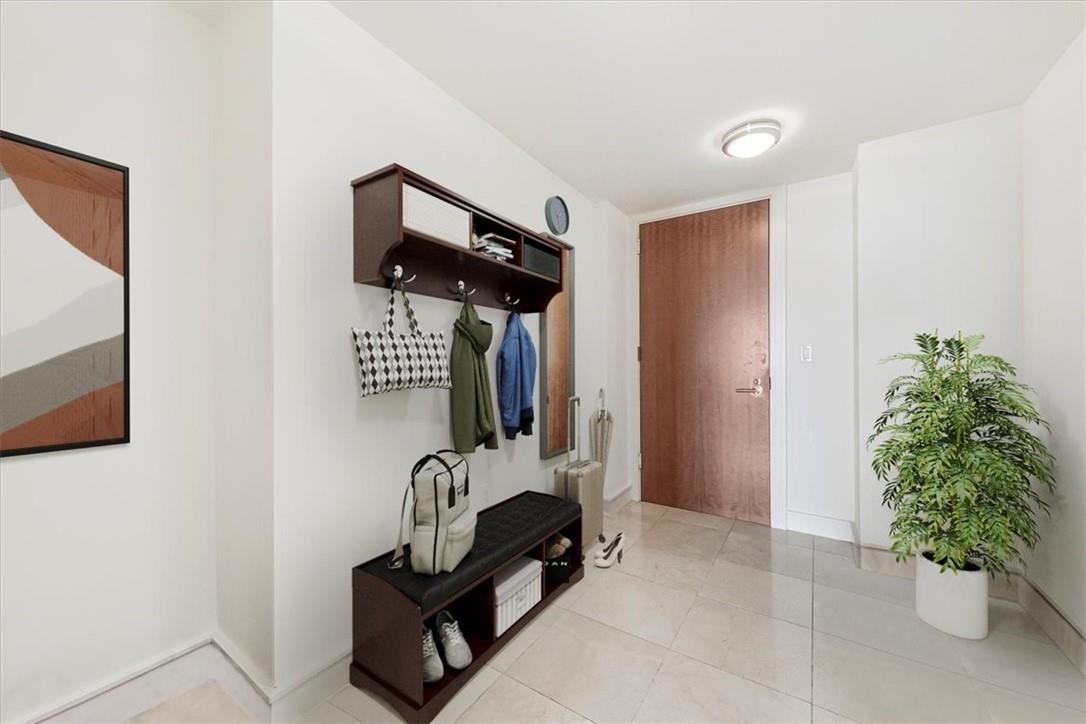 #3 photo, 1 Renaissance Square, White Plains , NY 10601