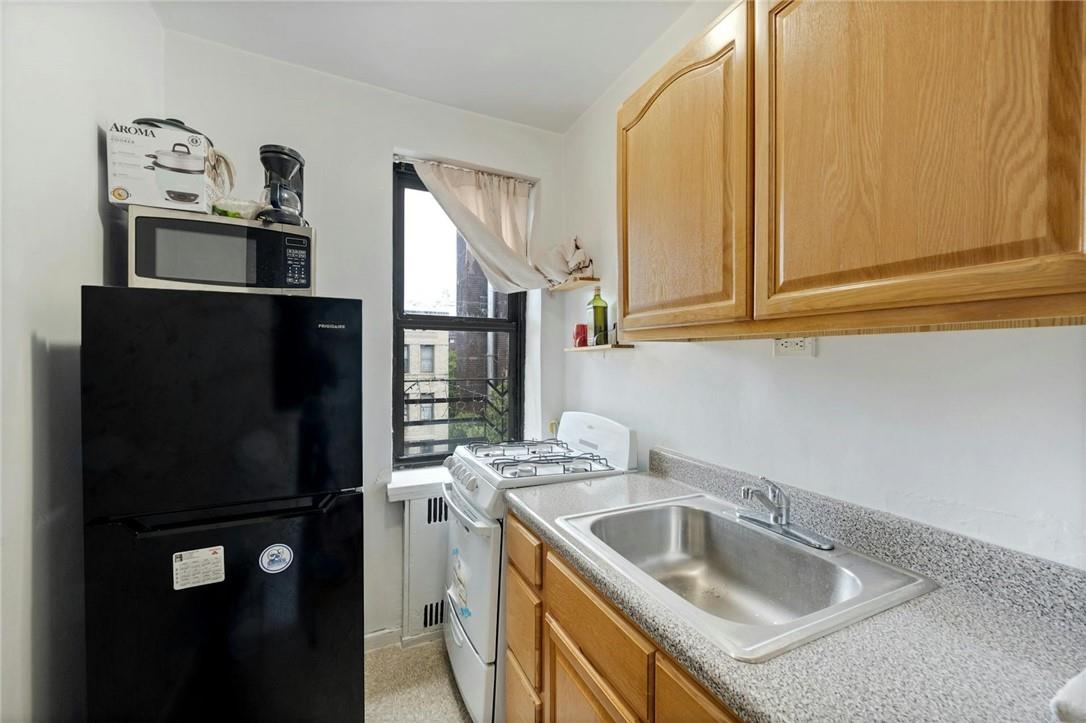 #7 photo, 2025 Valentine Avenue, הברונקס Bronx , NY 10457