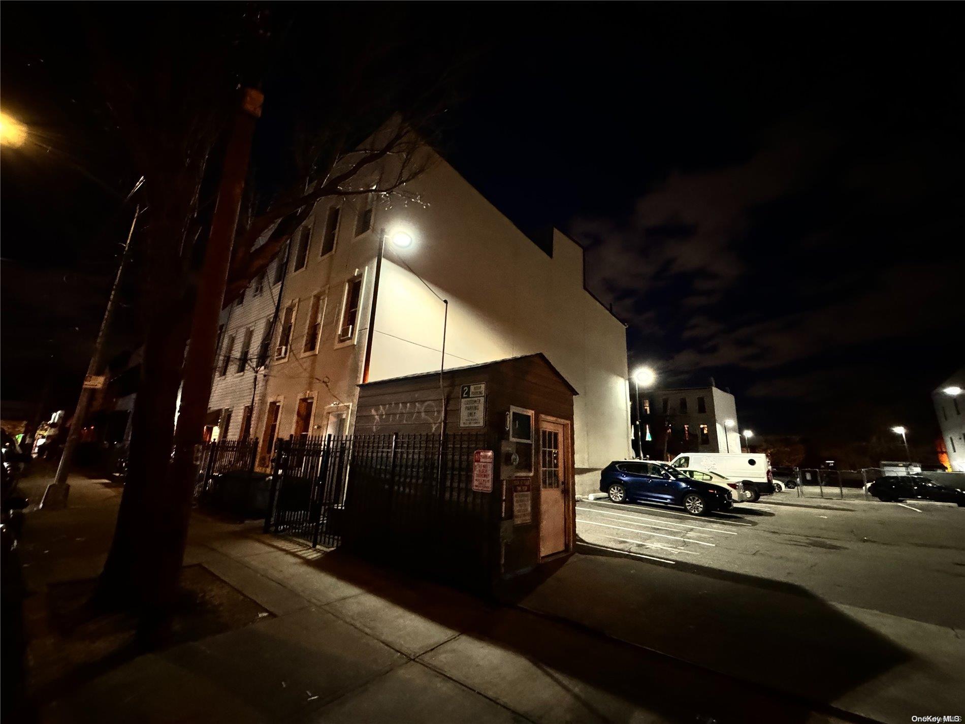 #12 photo, 16-66 Jefferson Avenue, クイーンズ区 Ridgewood , NY 11385