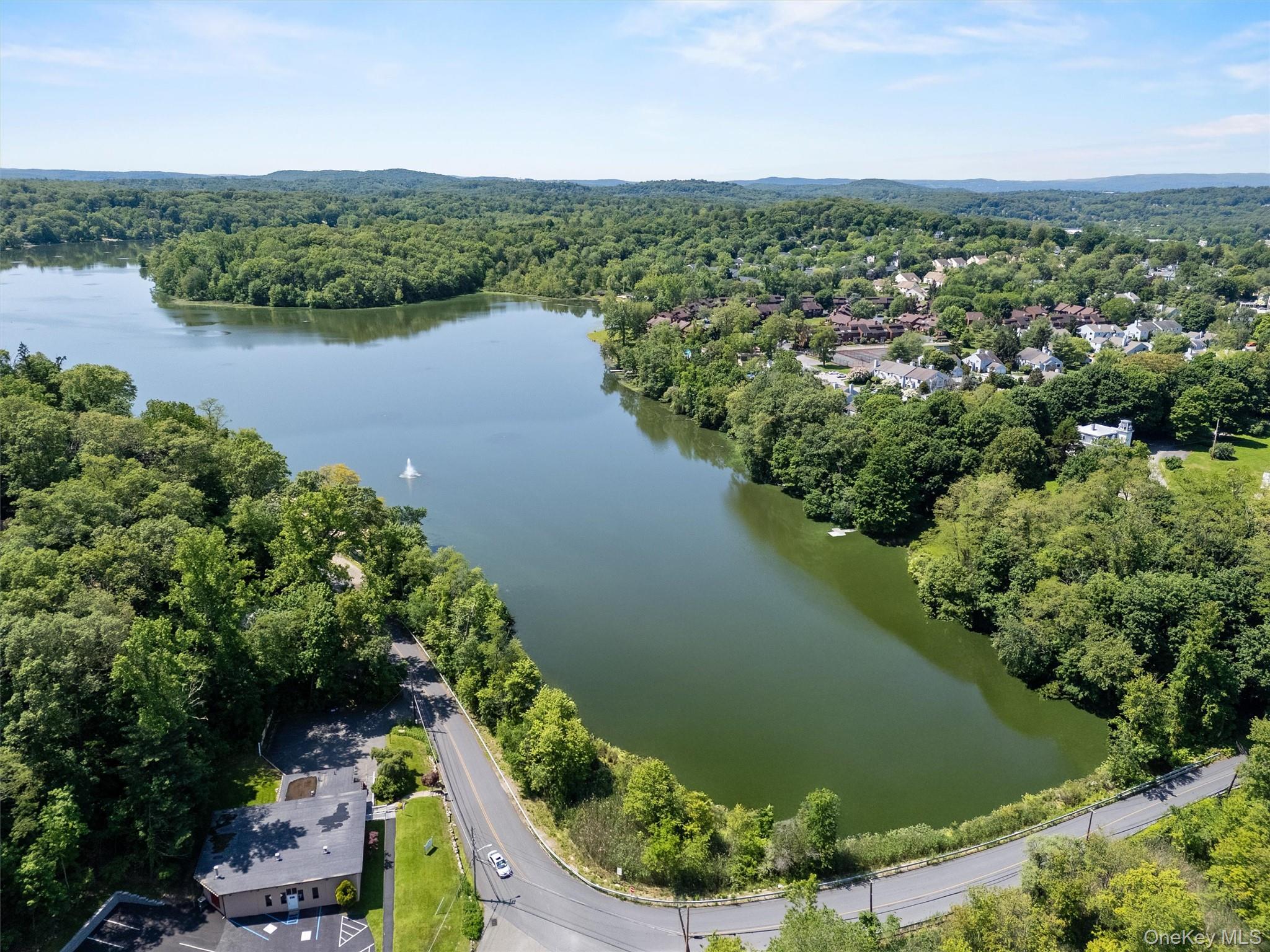 #17 photo, 1860 main Street, Mohegan Lake , NY 10547