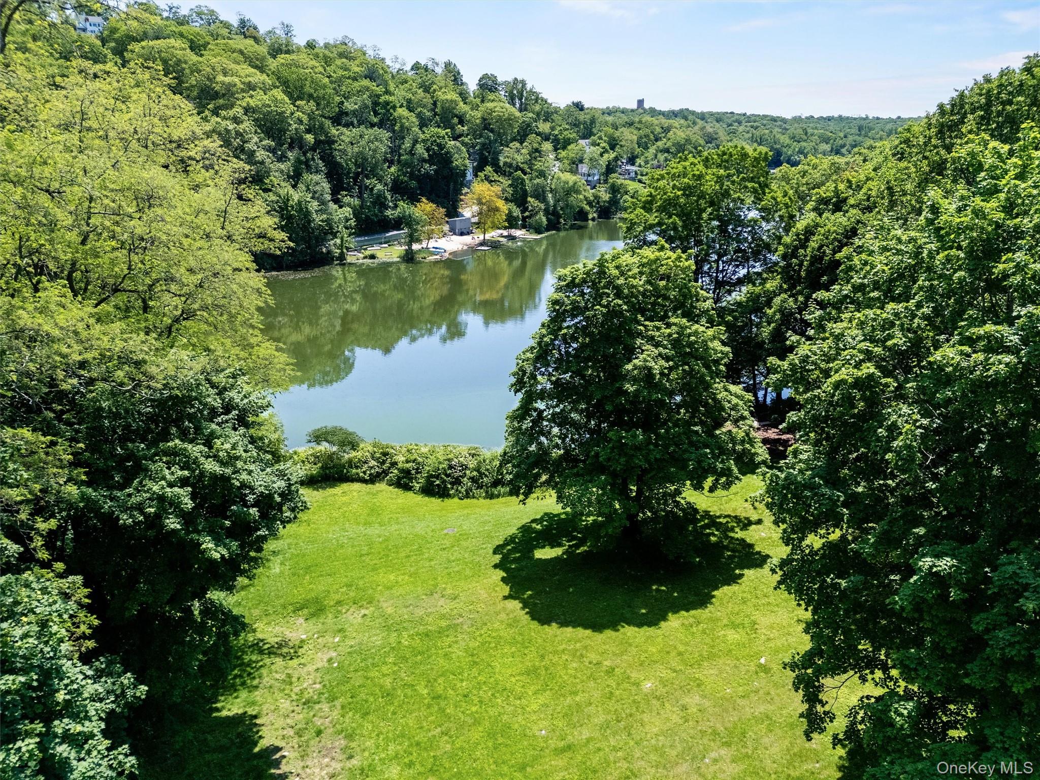 #20 photo, 1860 main Street, Mohegan Lake , NY 10547