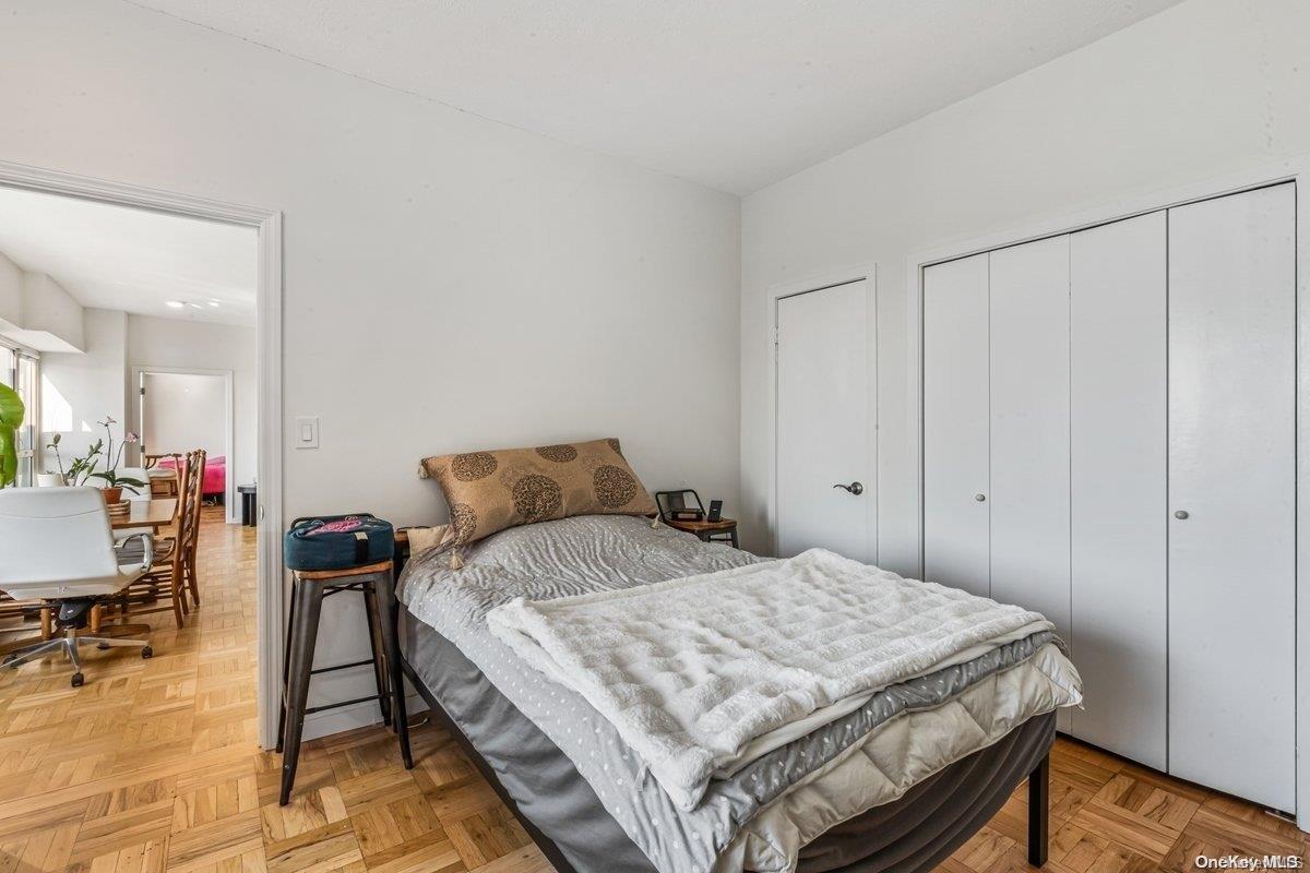 #14 photo, 166-25 Powells Cove Boulevard, Beechhurst , NY 11357