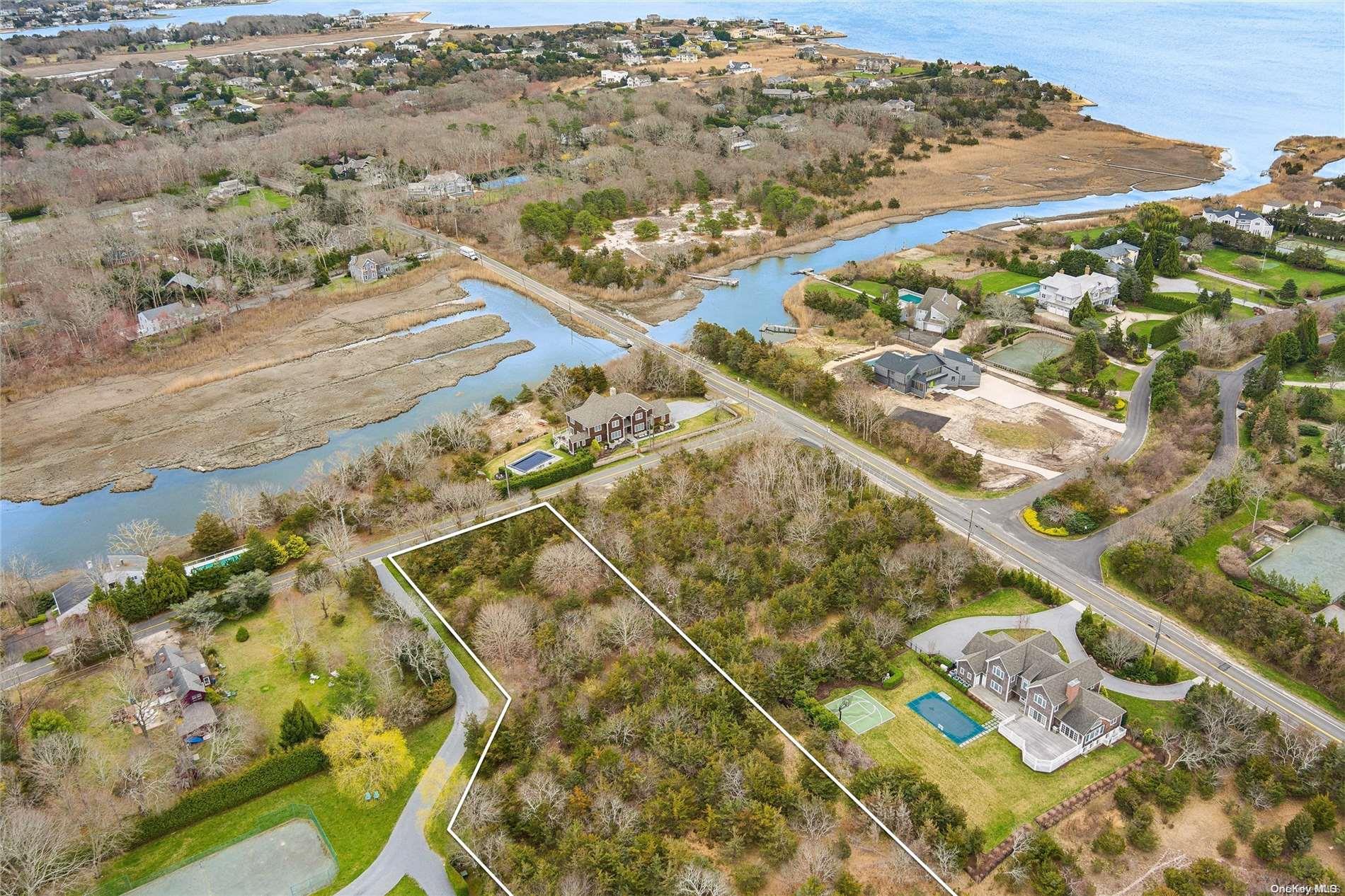 #11 photo, 3 Brushy Neck Lane, Westhampton , NY 11977