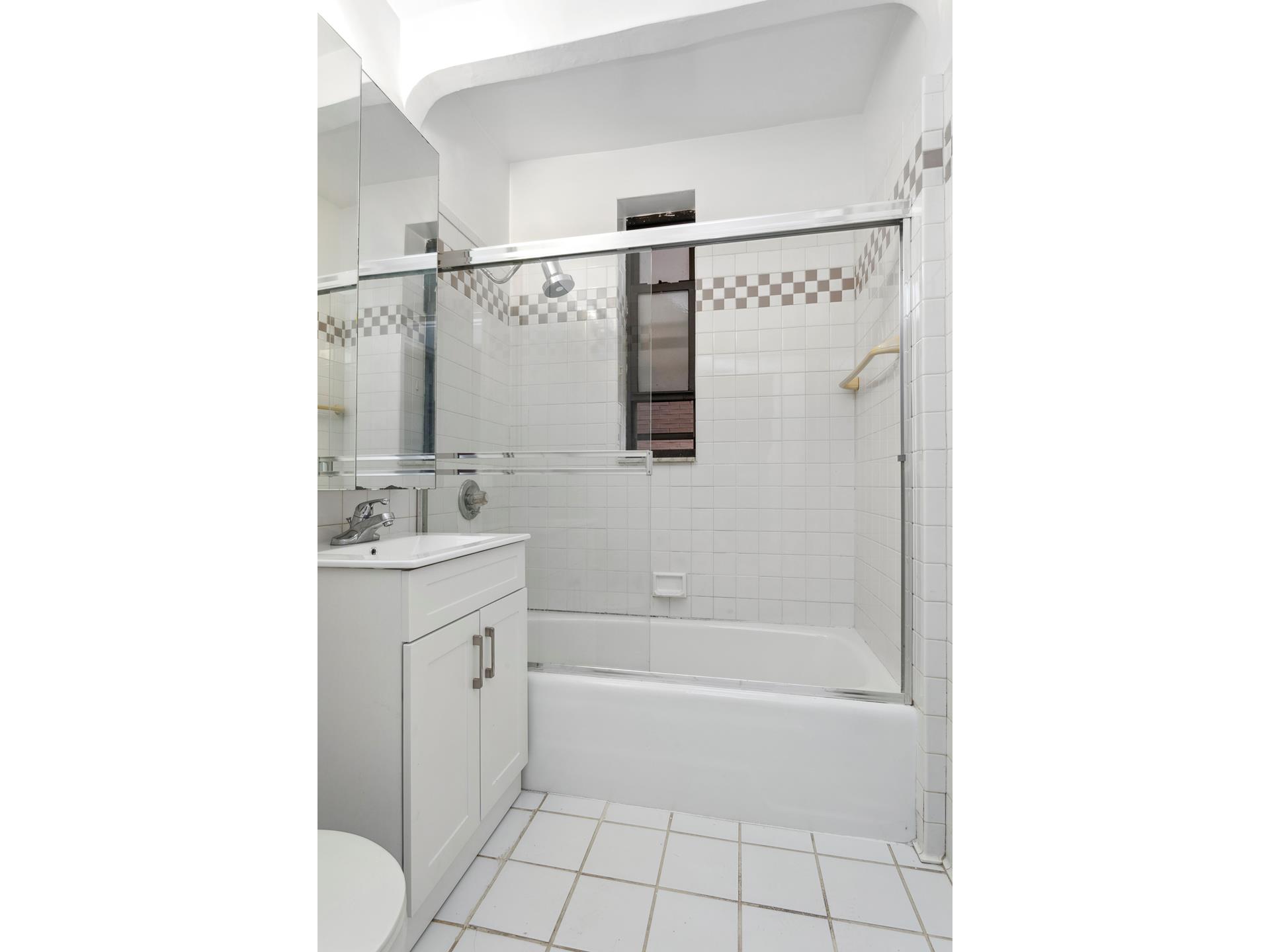 #4 photo, 222 E 35TH Street, マンハッタン Murray Hill , NY 10016