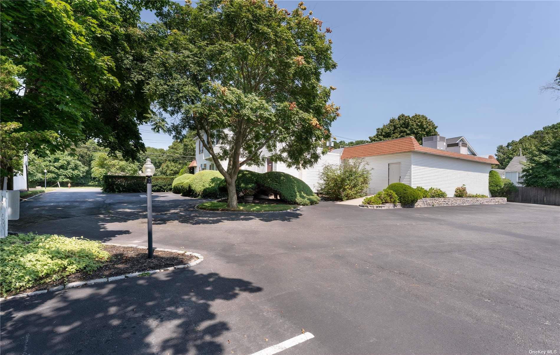 #3 photo, 94 E Montauk Highway, サフォーク郡 Hampton Bays , NY 11946