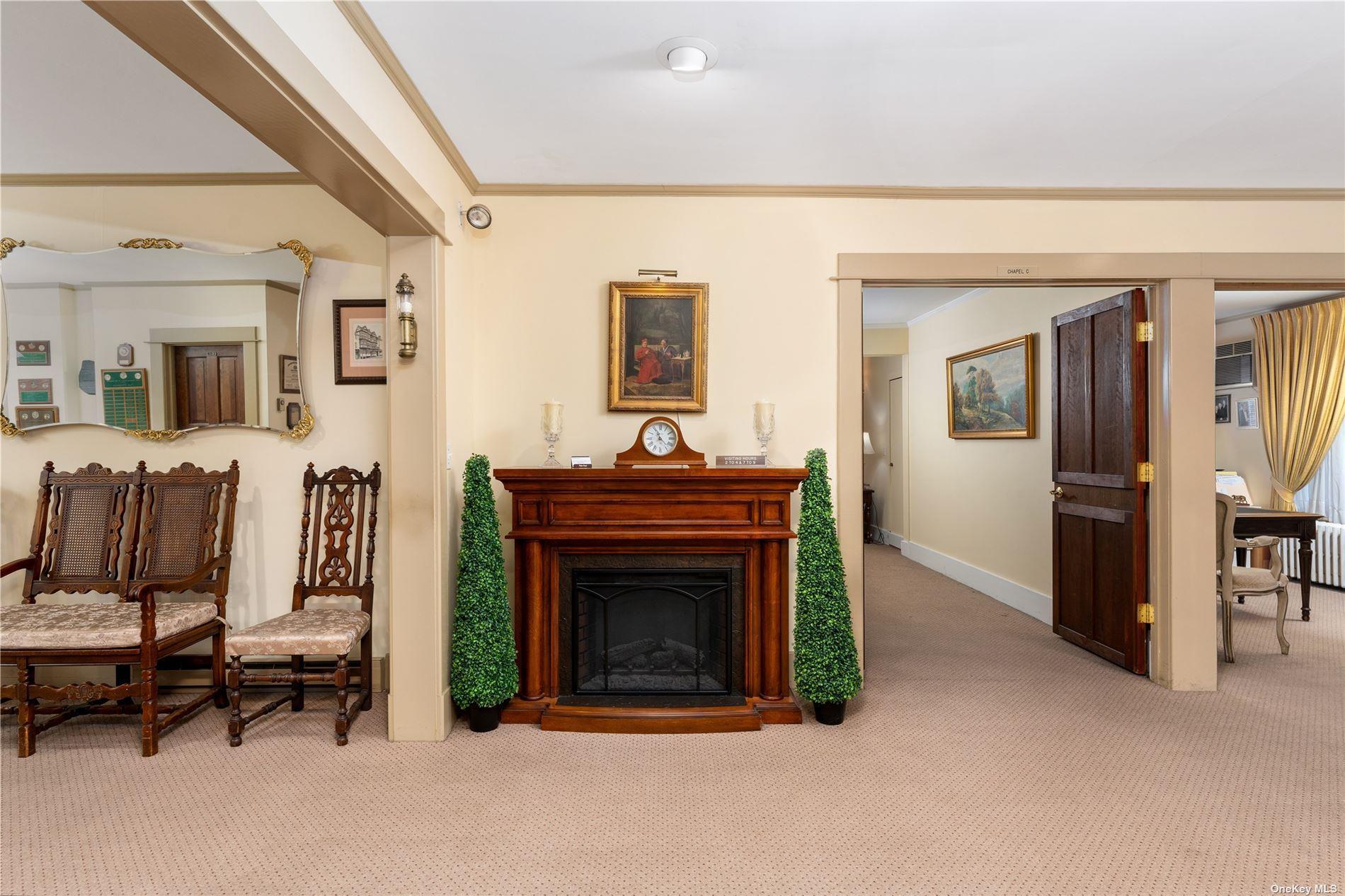 #8 photo, 94 E Montauk Highway, サフォーク郡 Hampton Bays , NY 11946