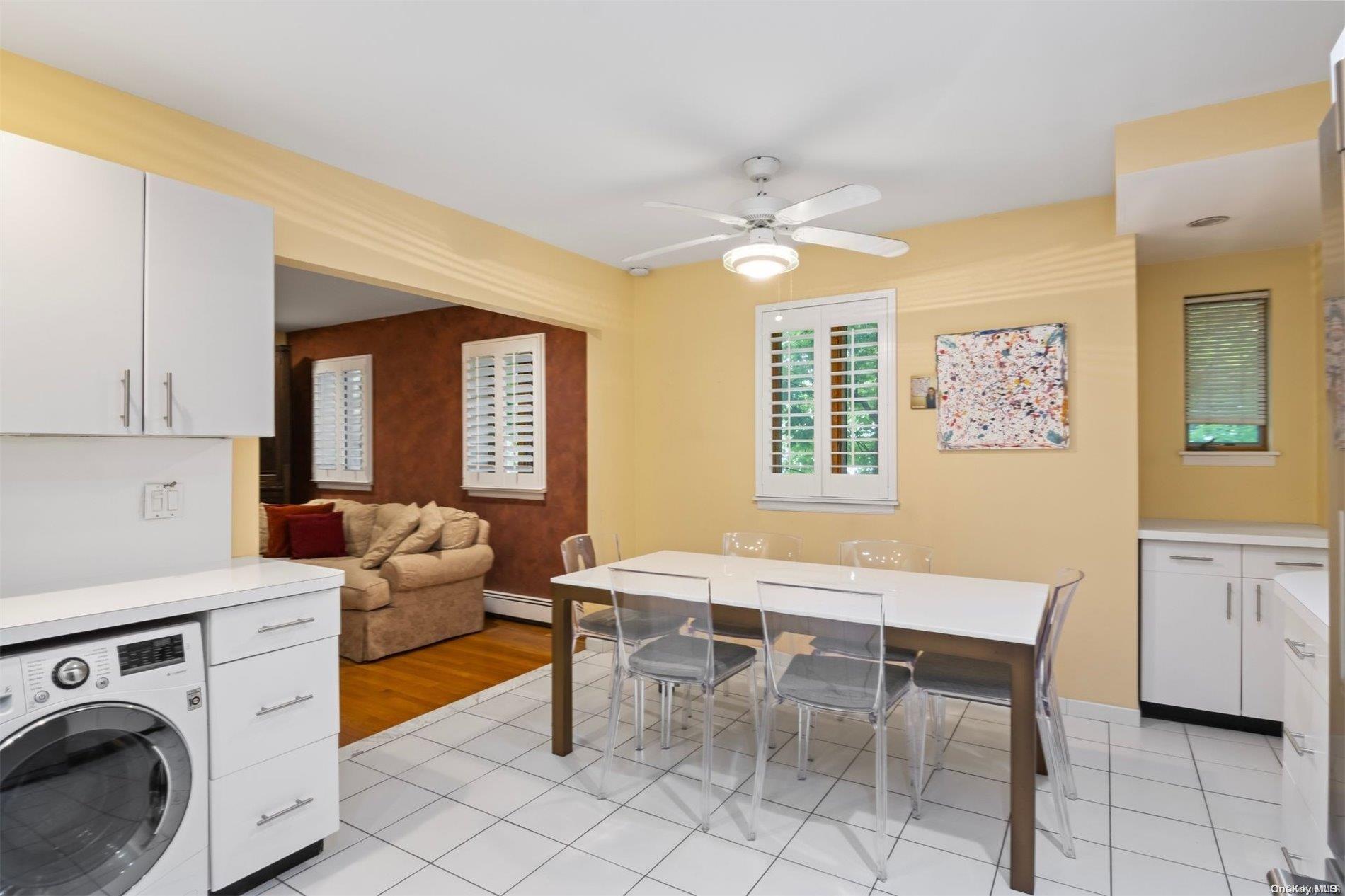 #11 photo, 215 Middle Neck Road, Great Neck , NY 11021