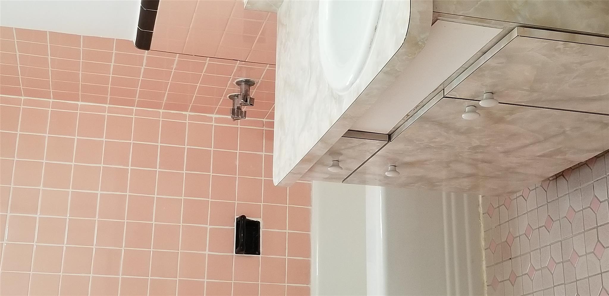 #13 photo, 32-20 92 Street, クイーンズ区 East Elmhurst , NY 11369