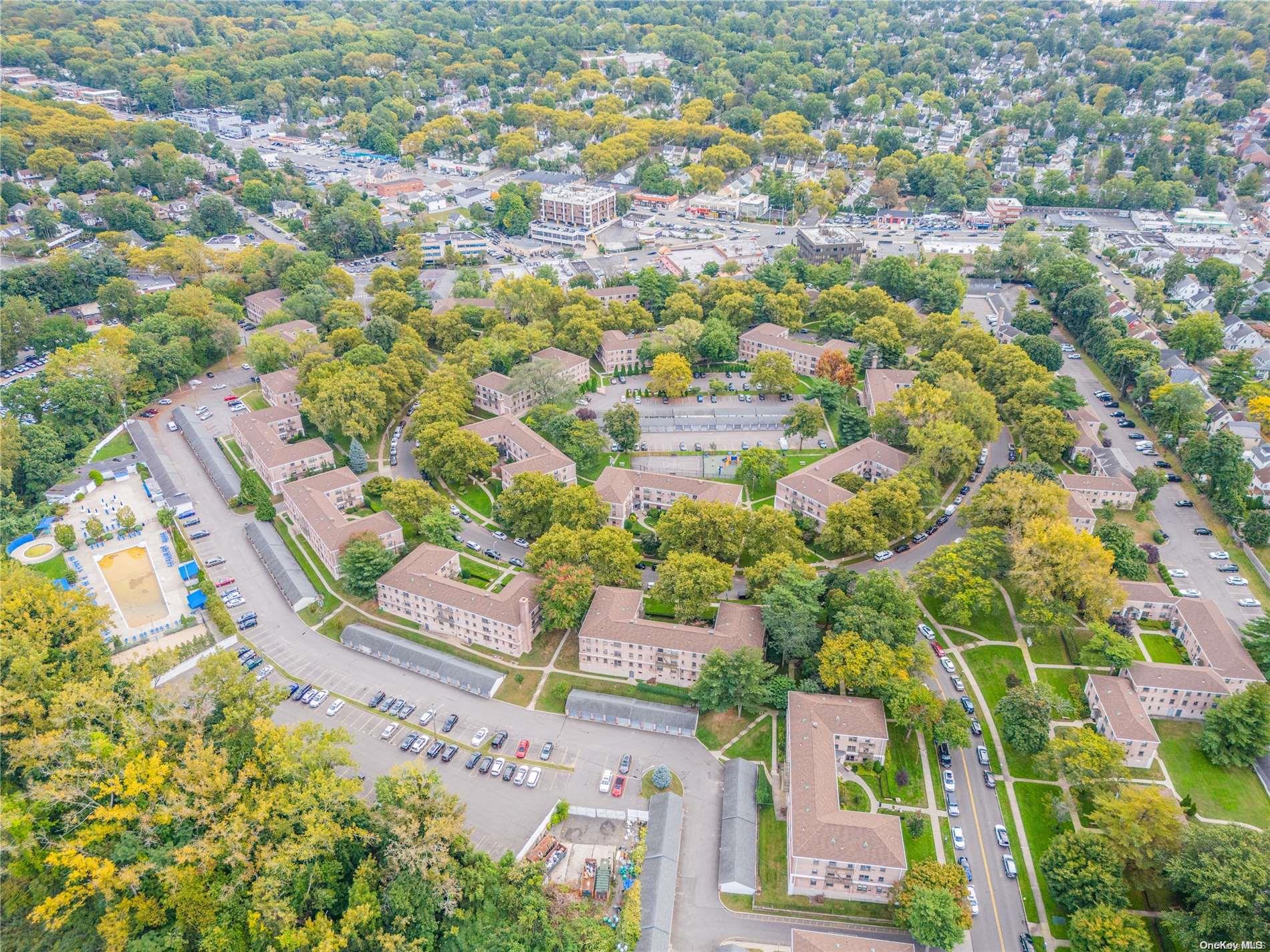 #17 photo, 7 Terrace Circle, 长岛 大颈 Great Neck , NY 11021