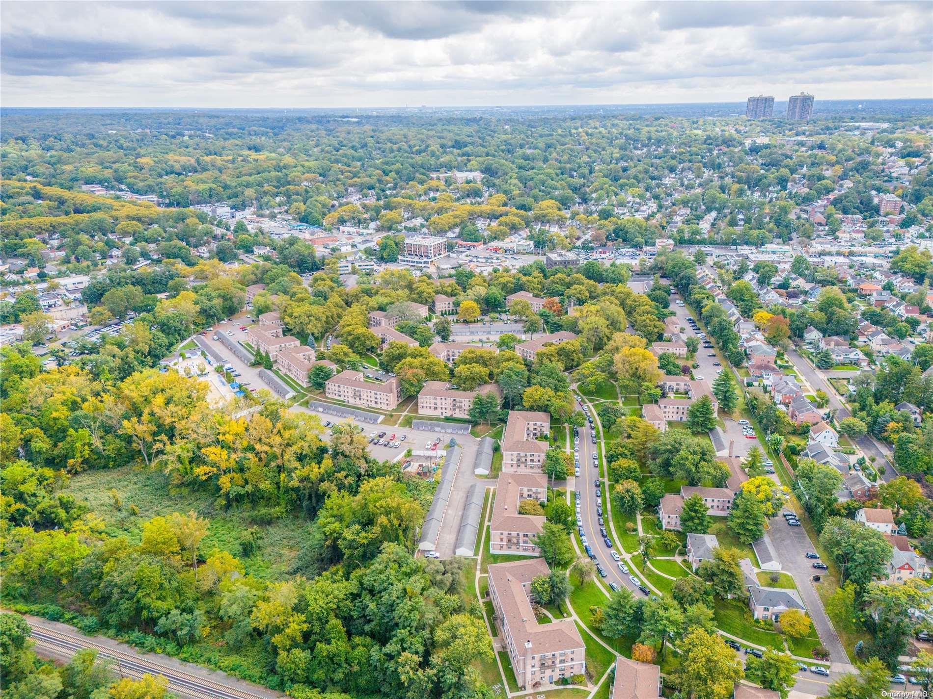 #18 photo, 7 Terrace Circle, 长岛 大颈 Great Neck , NY 11021