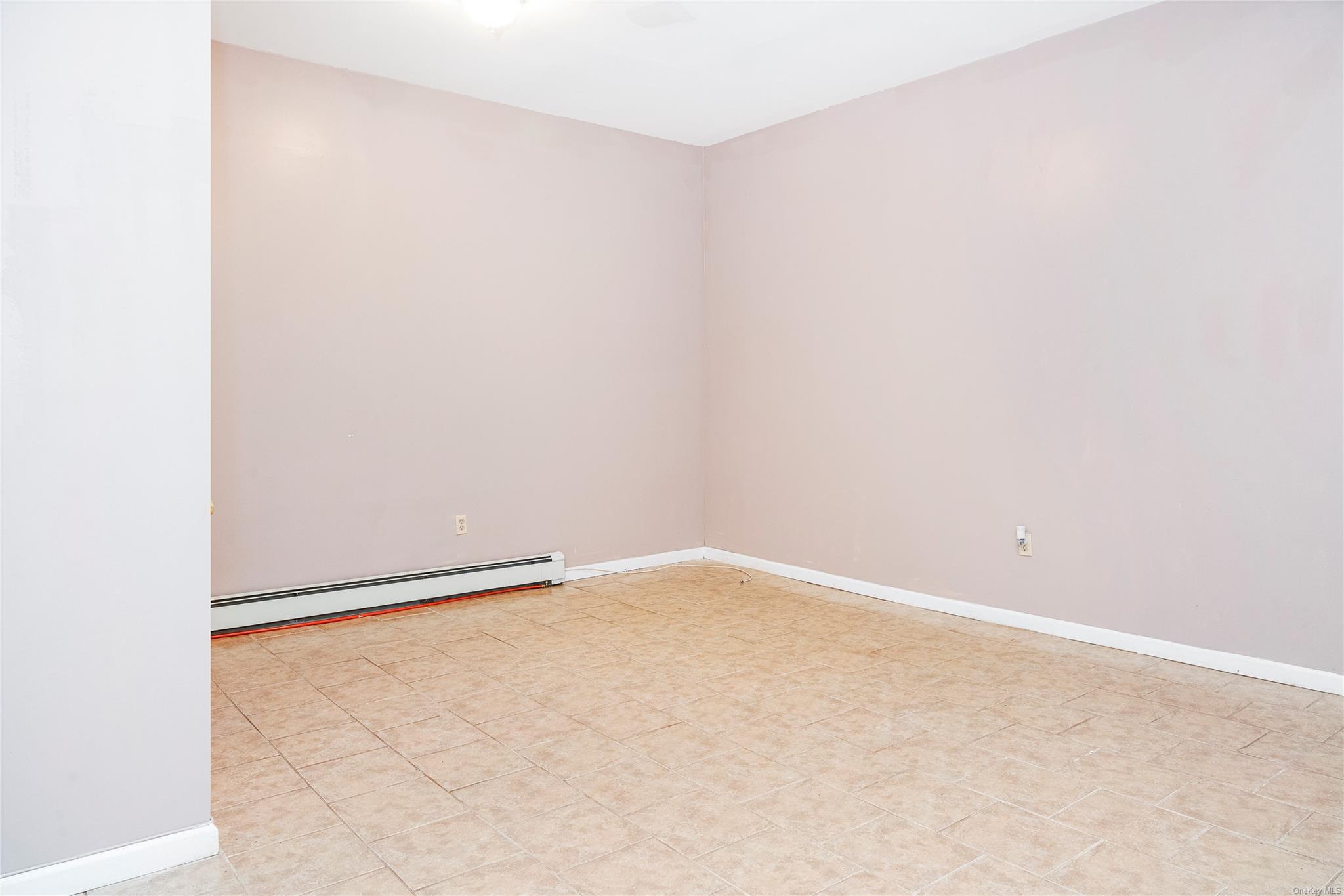 #13 photo, 197-21 Carpenter Avenue, Jamaica , NY 11423