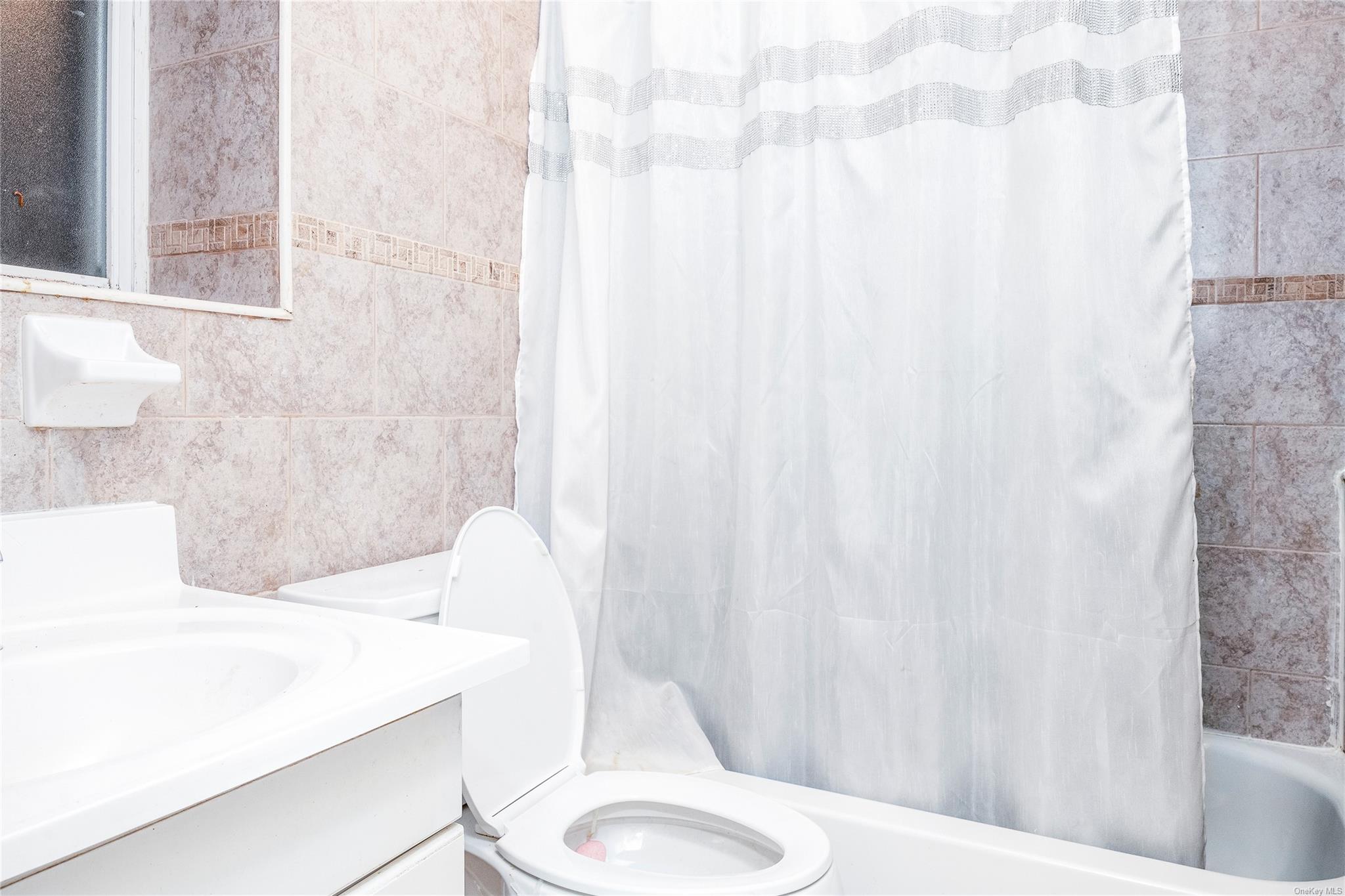 #9 photo, 197-21 Carpenter Avenue, Jamaica , NY 11423