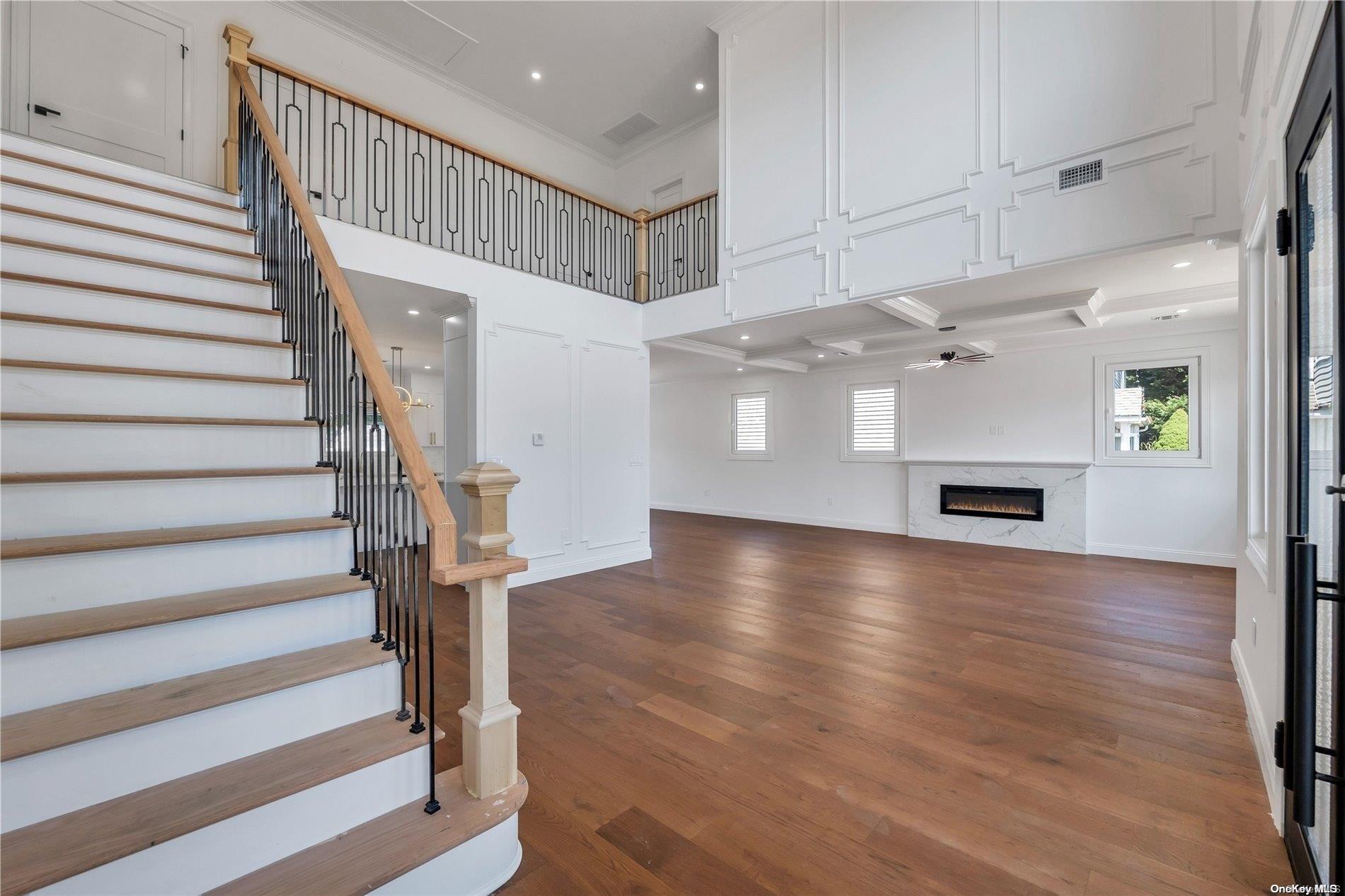 #4 photo, 192 Shelter Lane, 长岛 Levittown , NY 11756