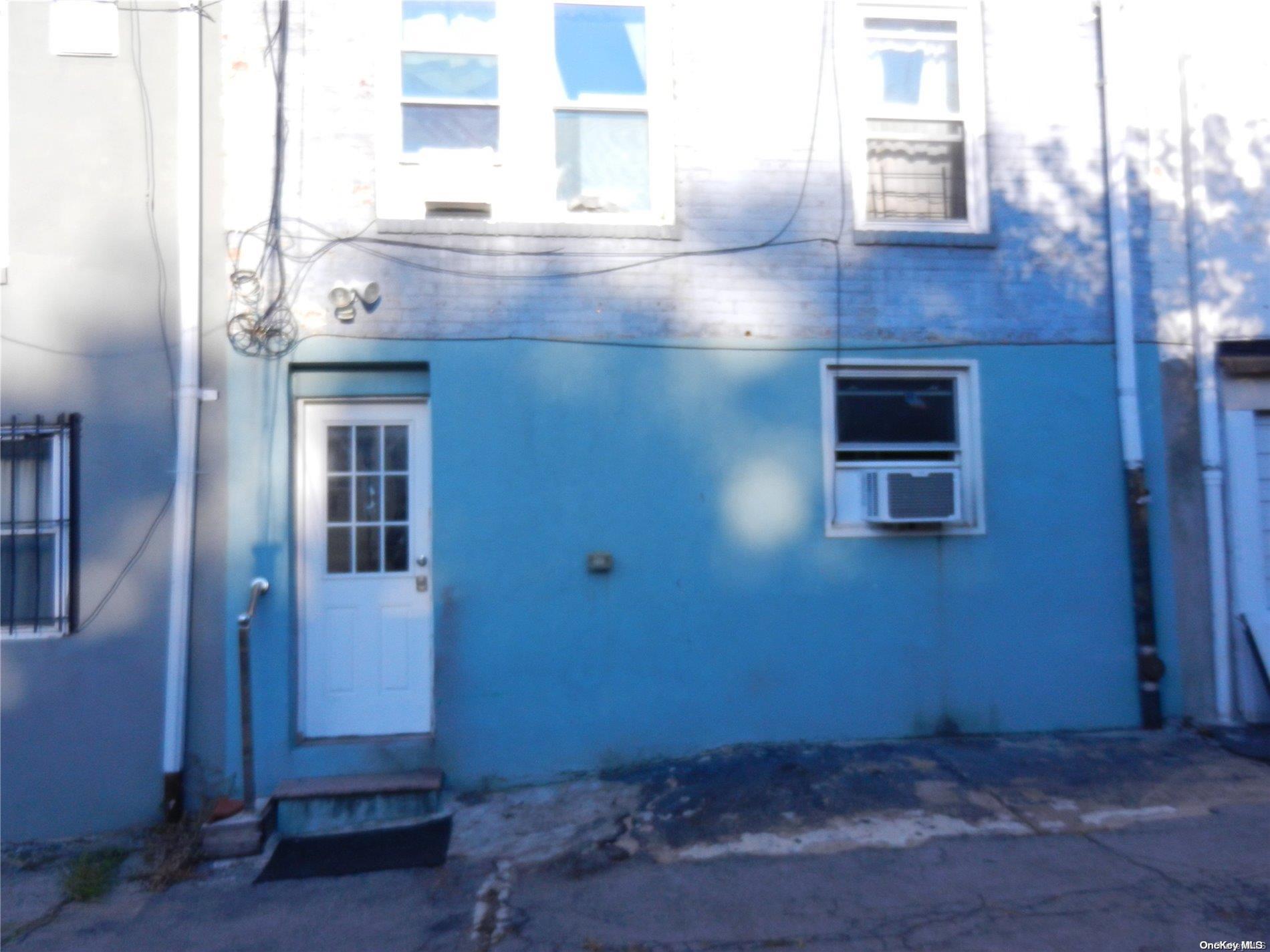 #18 photo, 30-46 86th Street, クイーンズ区 East Elmhurst , NY 11369