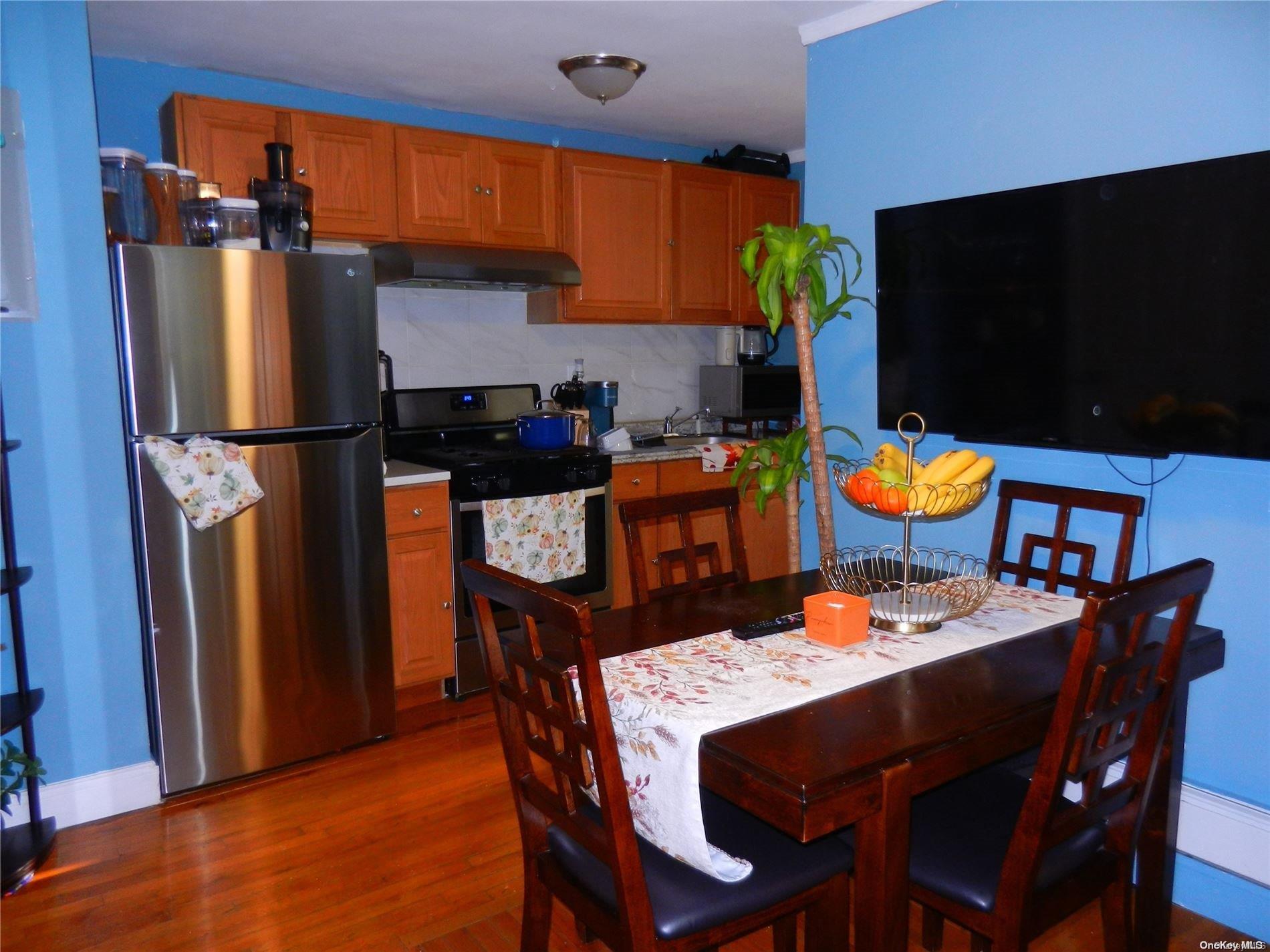 #4 photo, 30-46 86th Street, クイーンズ区 East Elmhurst , NY 11369