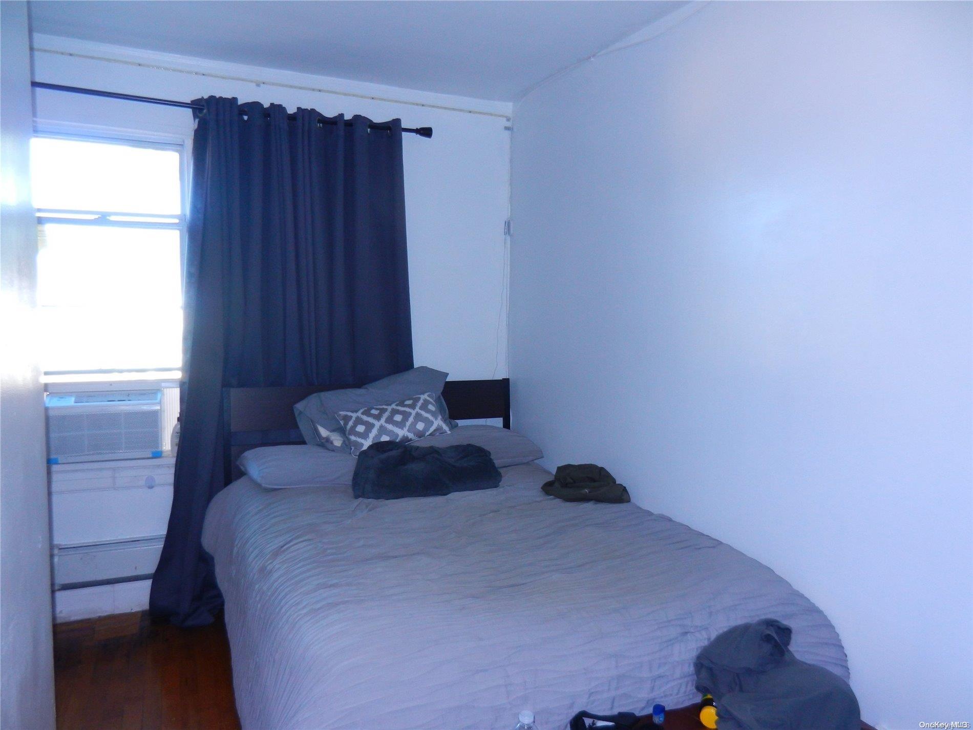 #9 photo, 30-46 86th Street, クイーンズ区 East Elmhurst , NY 11369