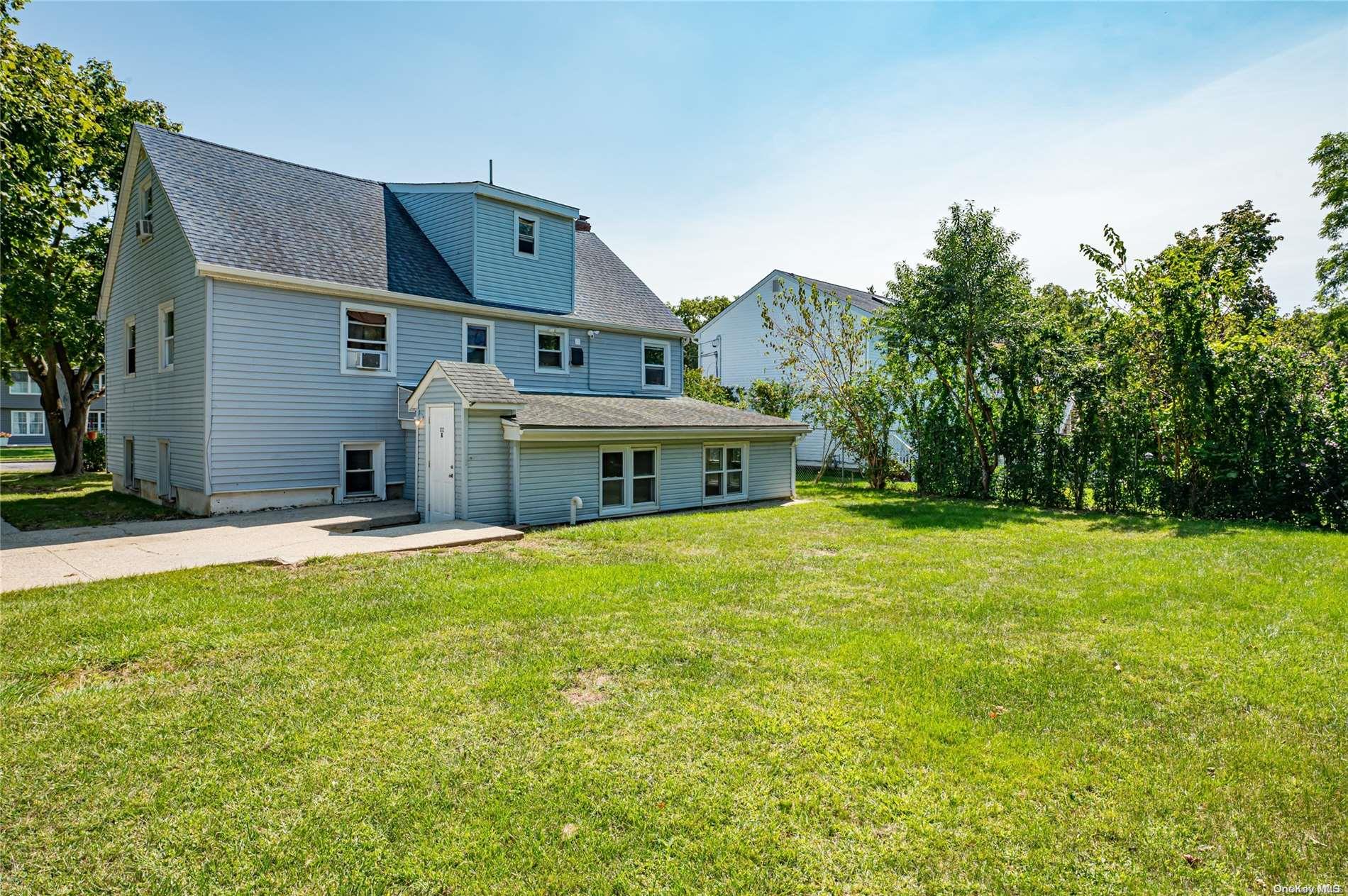 #1 photo, 332 American Boulevard, Brentwood , NY 11717