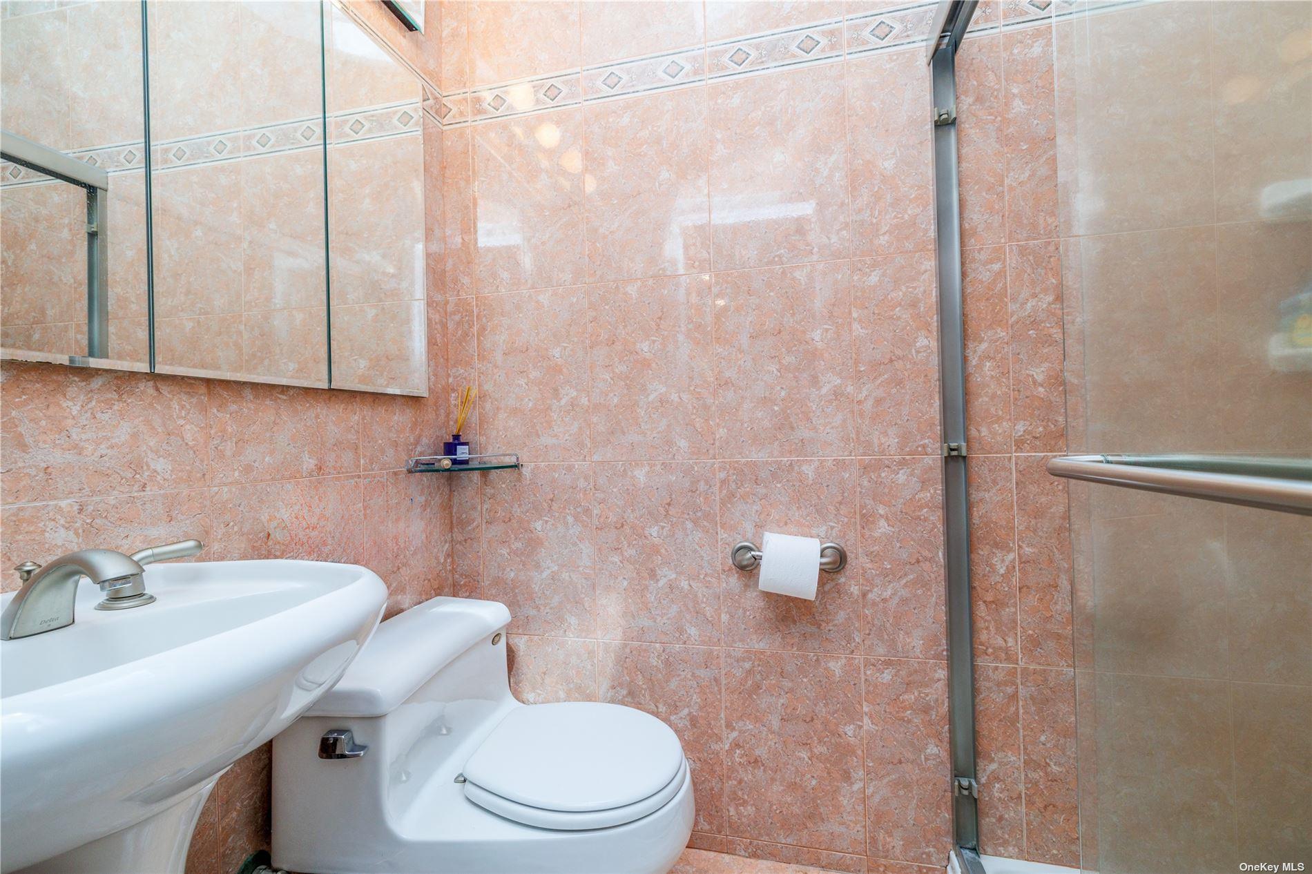 #16 photo, 3461 Ocean Avenue, ナッソー郡 Oceanside , NY 11572