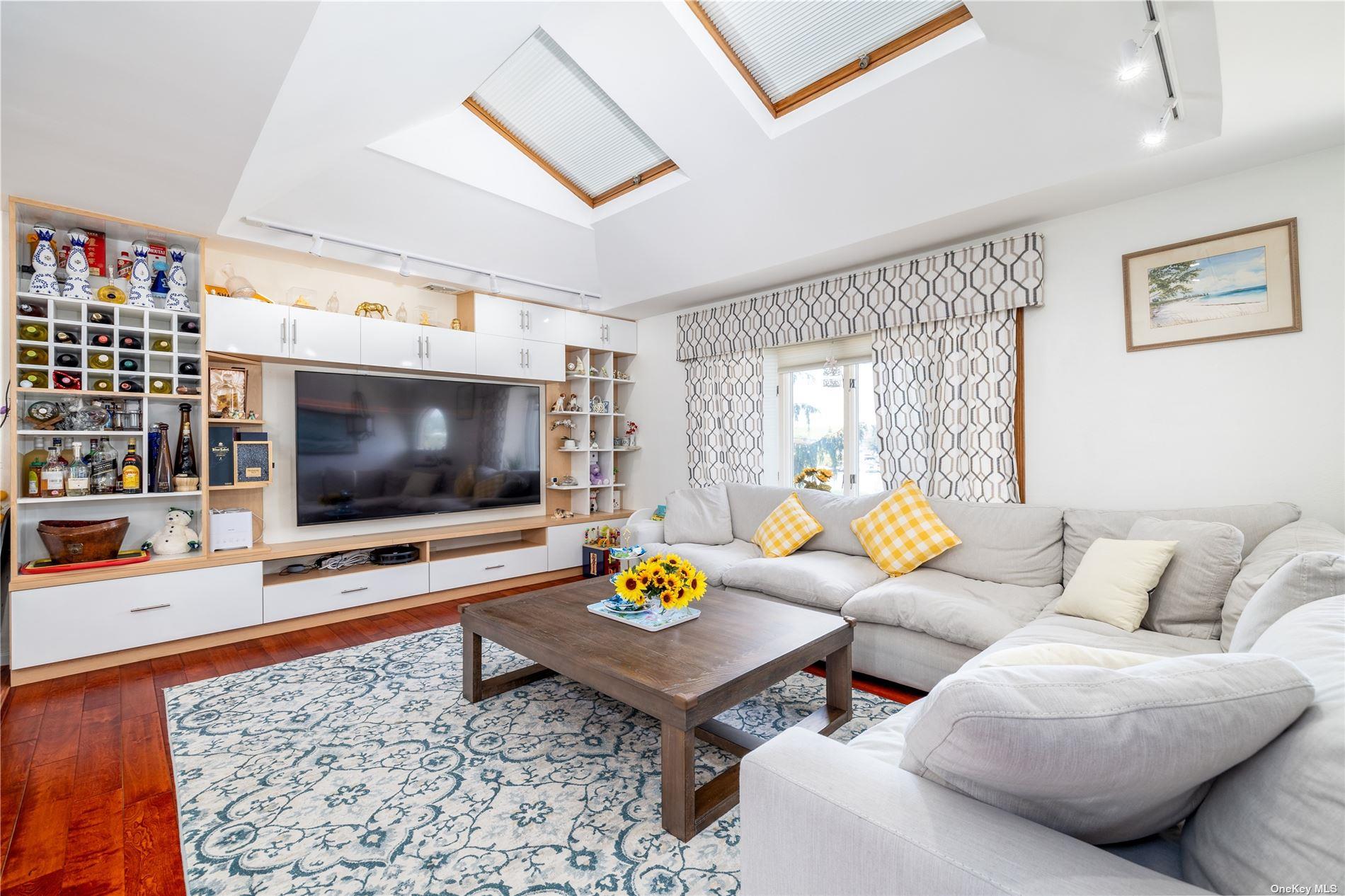 #7 photo, 3461 Ocean Avenue, ナッソー郡 Oceanside , NY 11572