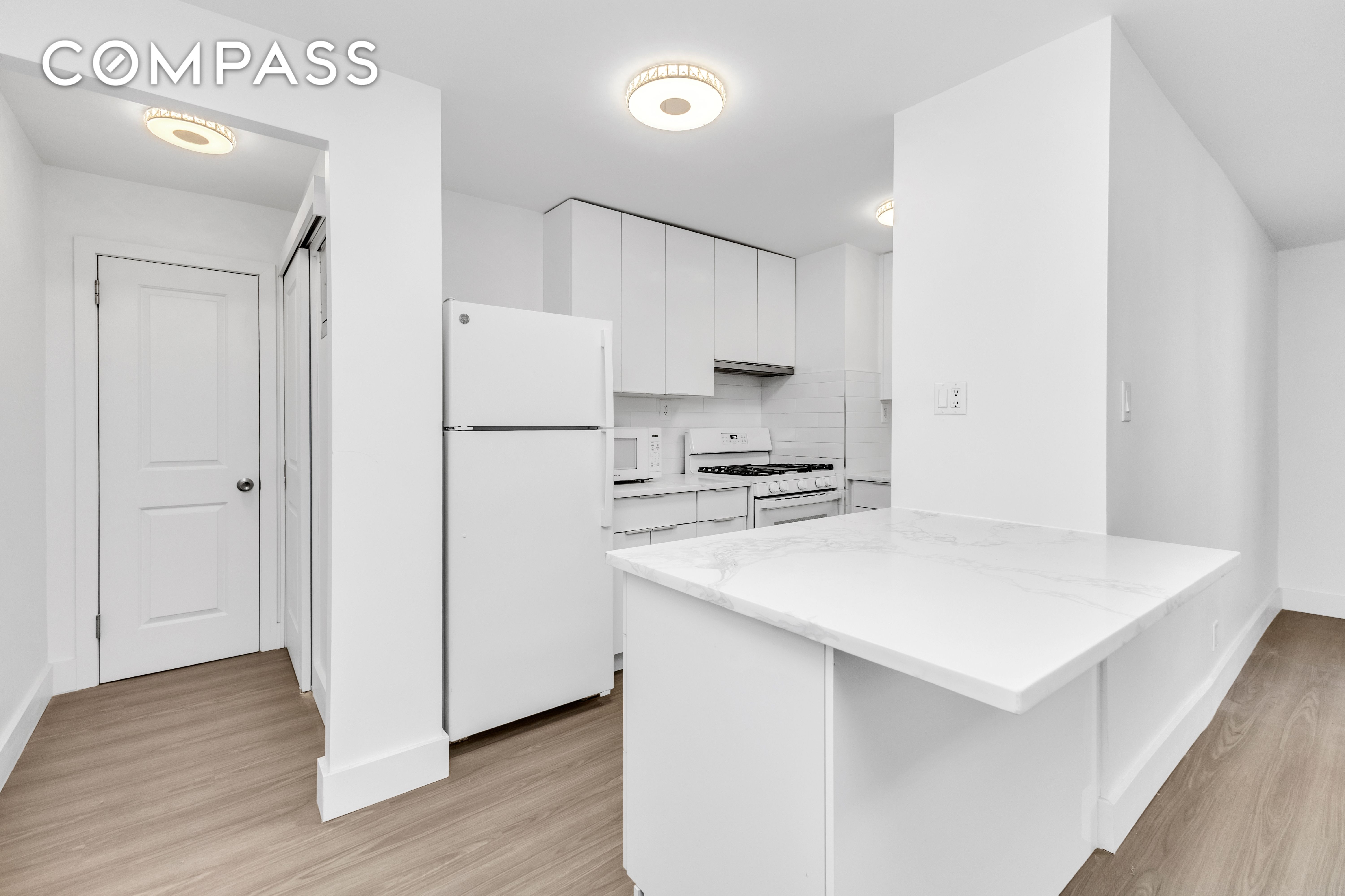 #1 photo, 50 Bayard Street, مانهاتن Chinatown , NY 10013