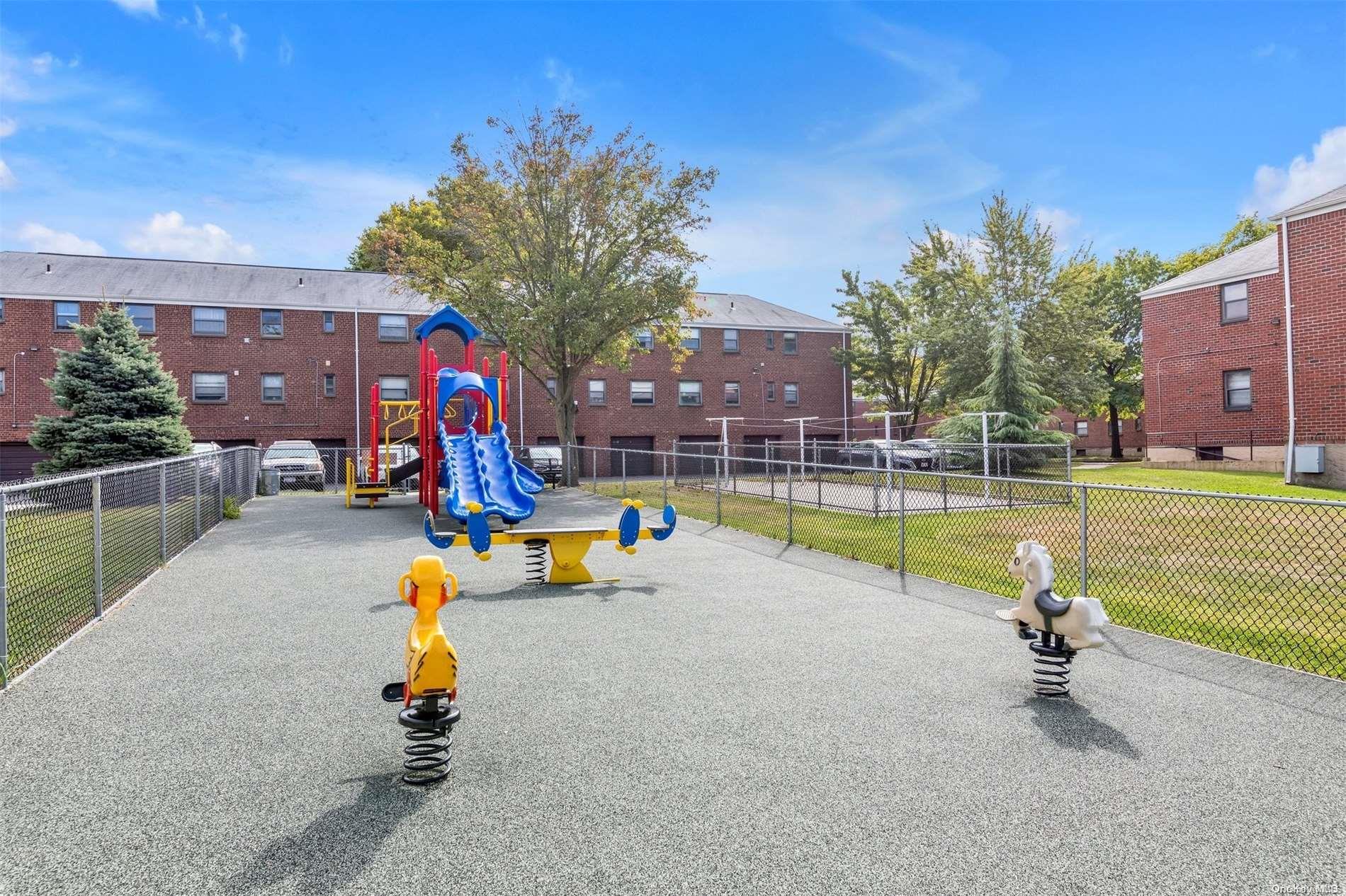 #15 photo, 160-51 17th Avenue, クイーンズ区 Whitestone , NY 11357