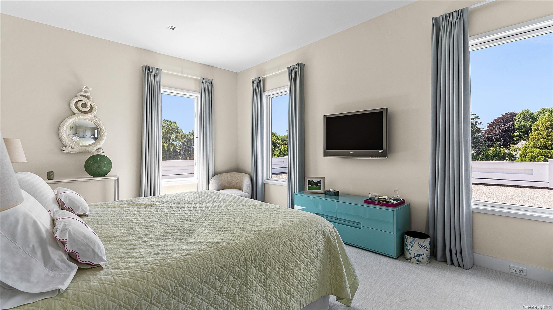 #12 photo, Southampton, サフォーク郡 Southampton , NY 11968