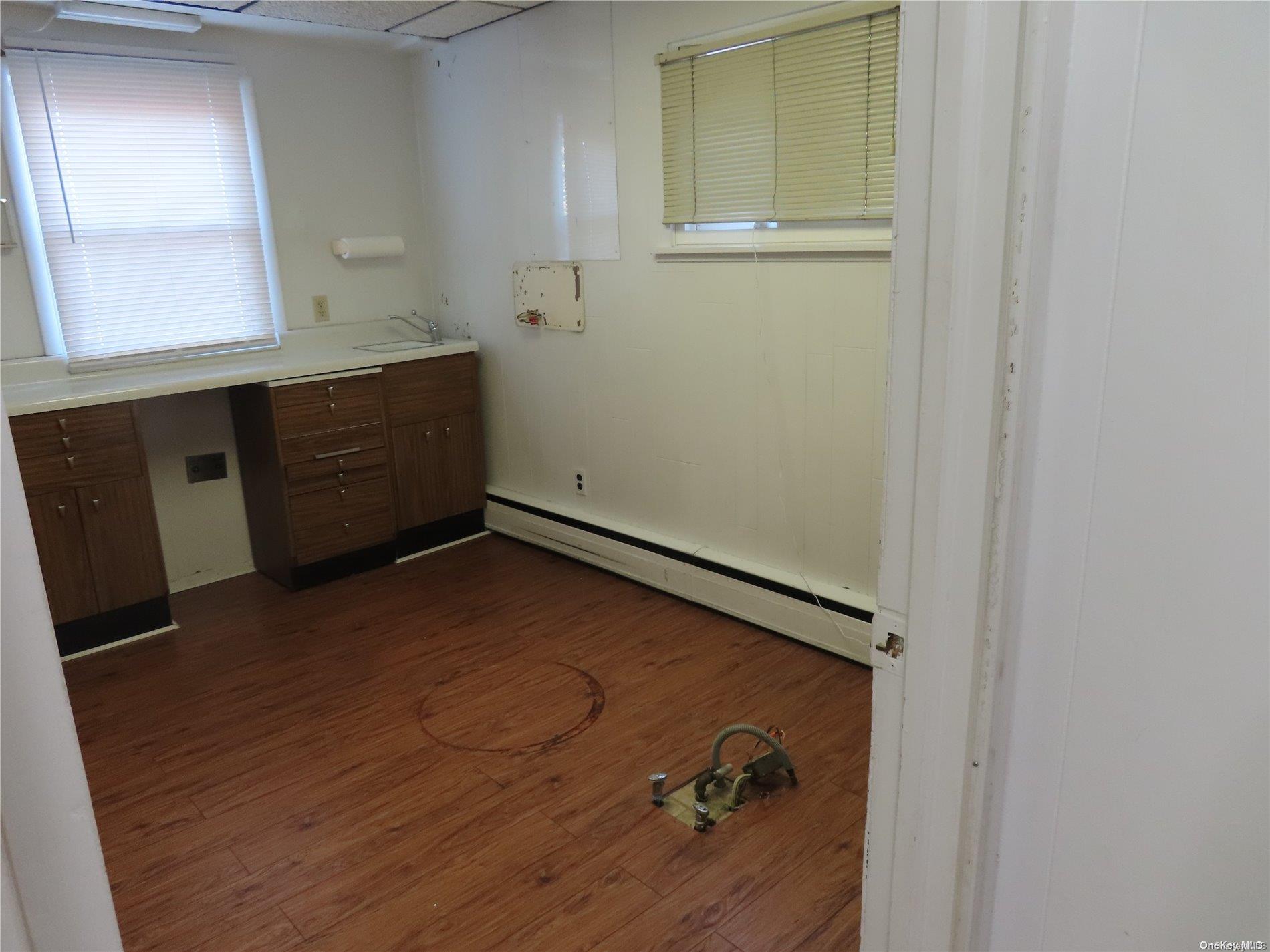 #8 photo, 723 Montauk Highway, West Islip , NY 11795