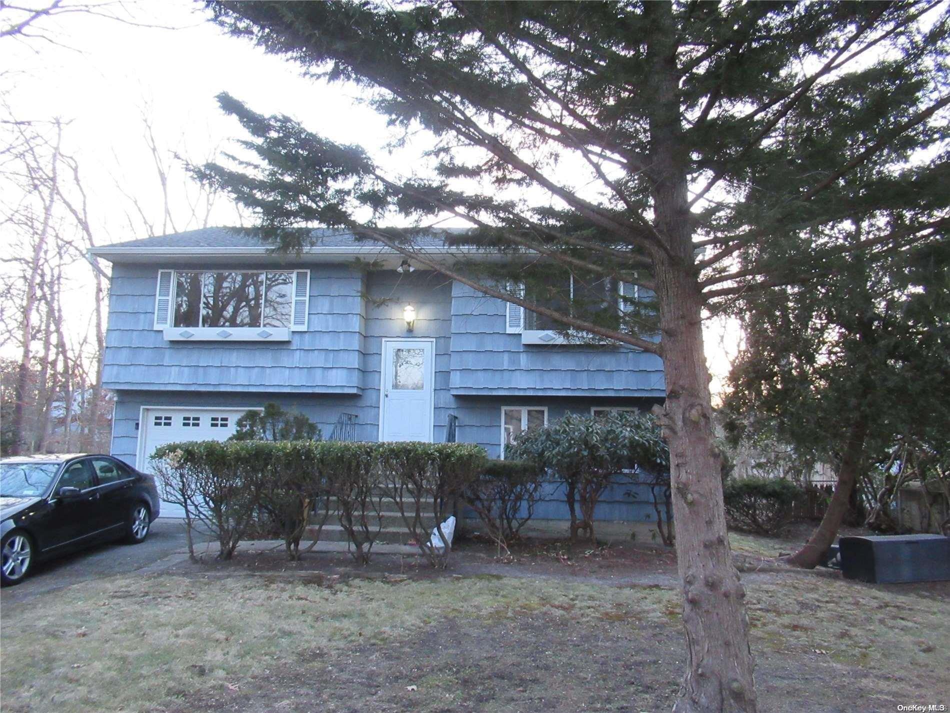 #1 photo, 34 Arbutus Court, سوفولك Ronkonkoma , NY 11779