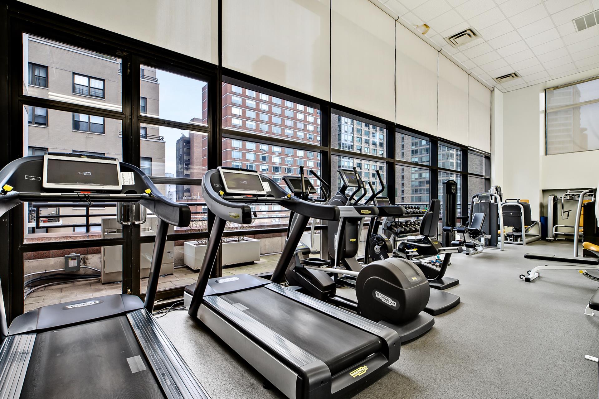 #20 photo, 160 W 66TH Street, マンハッタン Lincoln Square , NY 10023