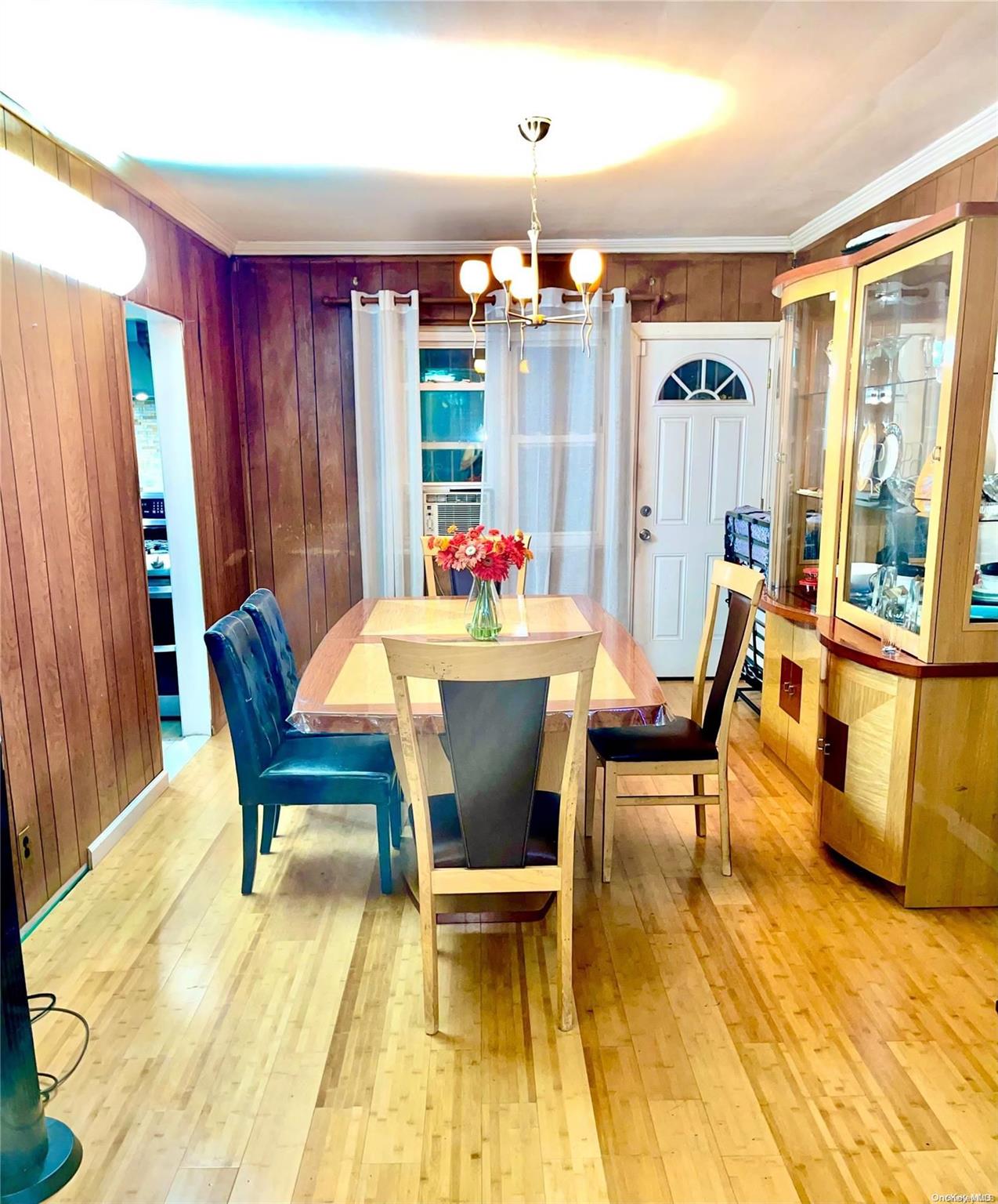 #11 photo, 97-17 31st Avenue, クイーンズ区 East Elmhurst , NY 11369