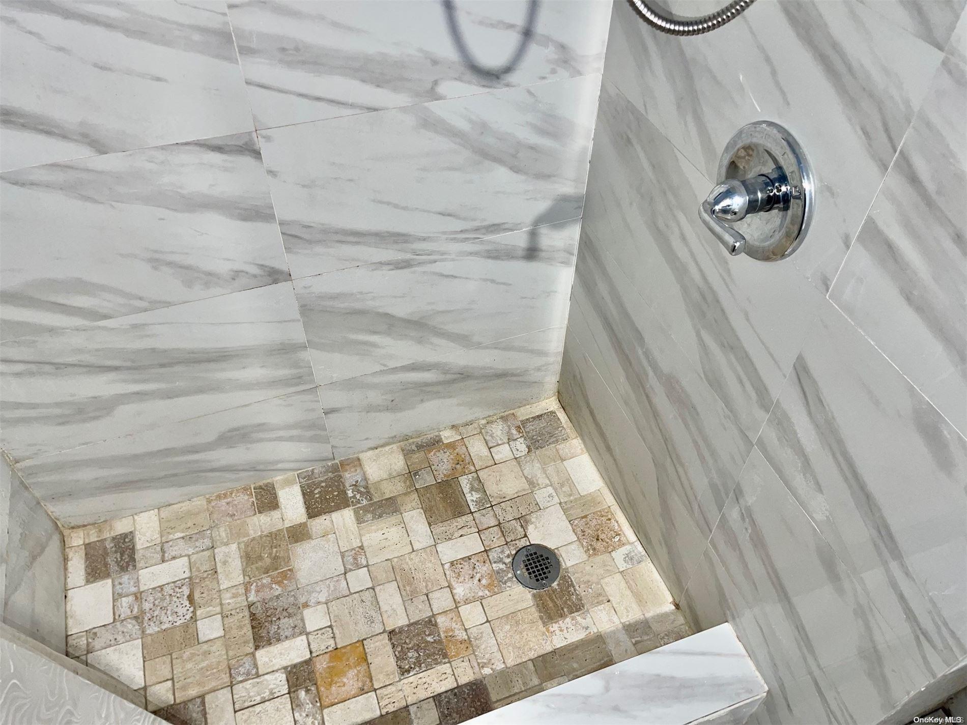 #19 photo, 97-17 31st Avenue, クイーンズ区 East Elmhurst , NY 11369