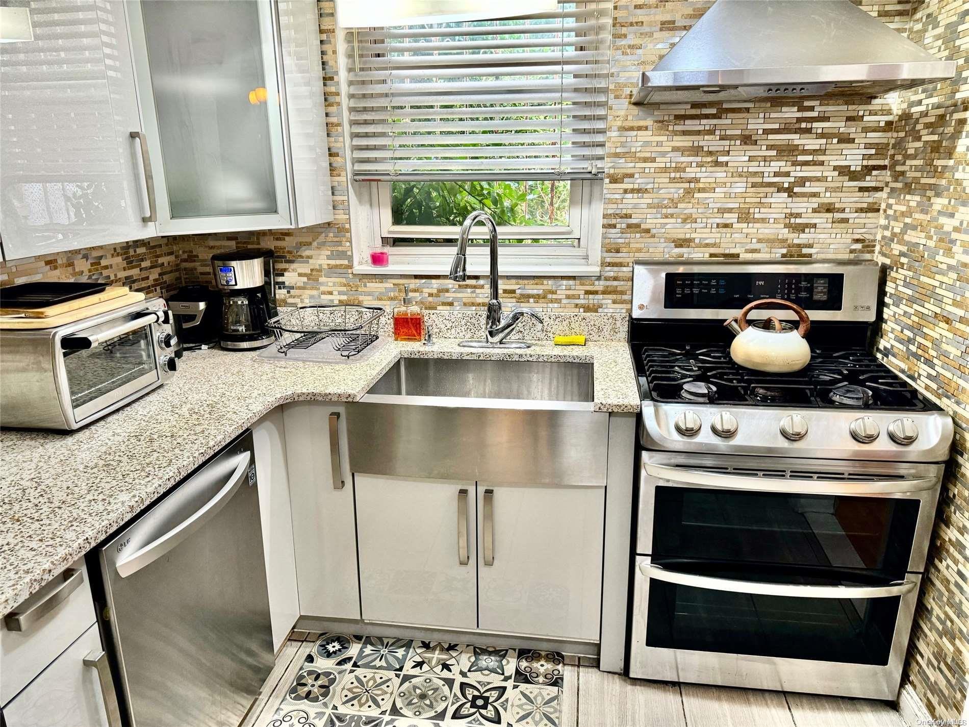 #3 photo, 97-17 31st Avenue, クイーンズ区 East Elmhurst , NY 11369