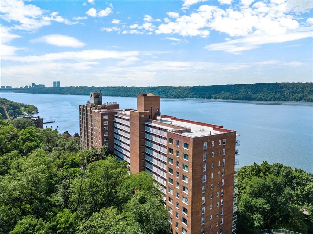 #4 photo, 2575 Palisade Avenue, ブロンクス区 Bronx , NY 10463