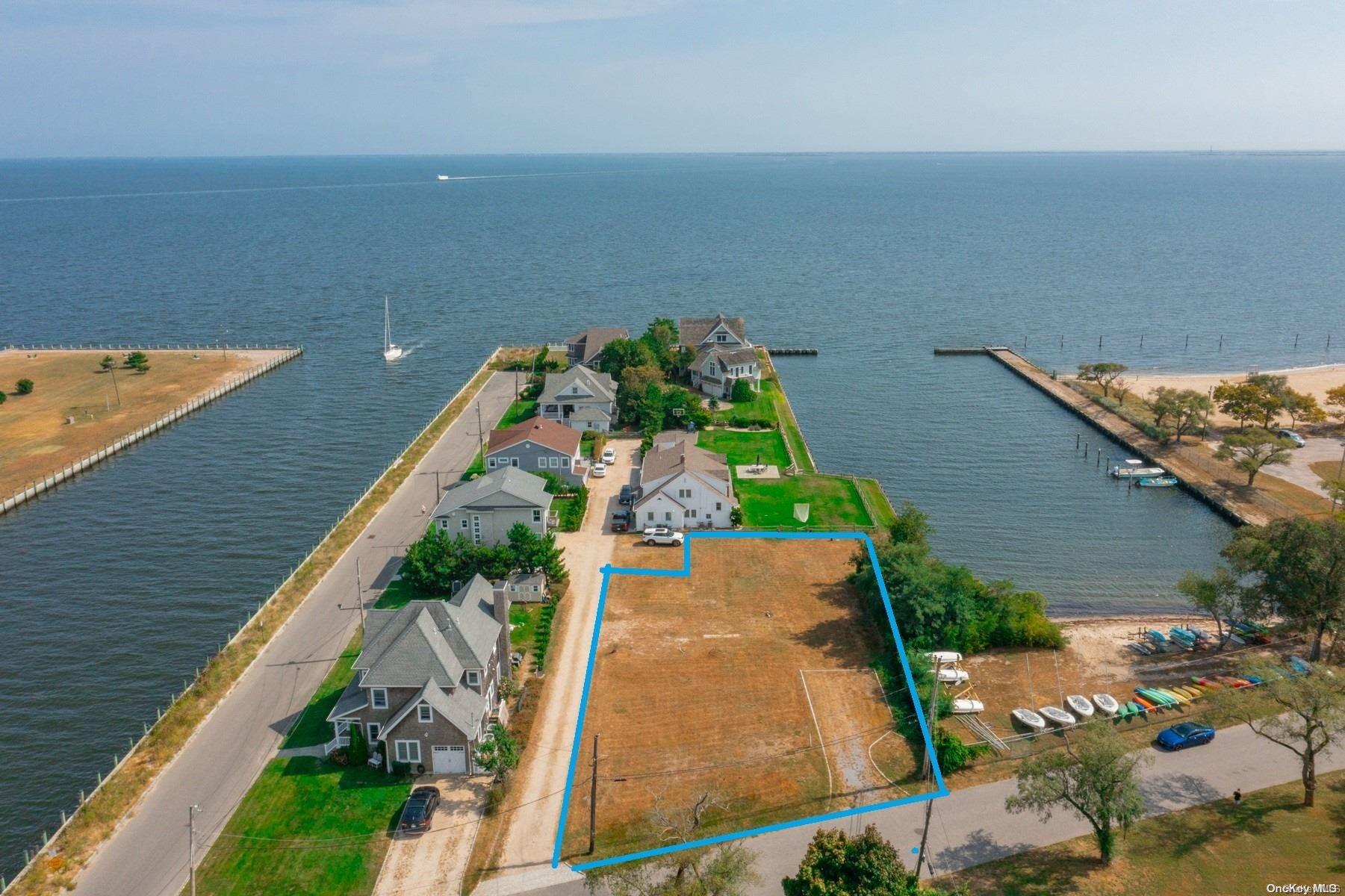 #2 photo, 17 S Bay Court, 东长岛 艾斯利普 Brightwaters , NY 11718